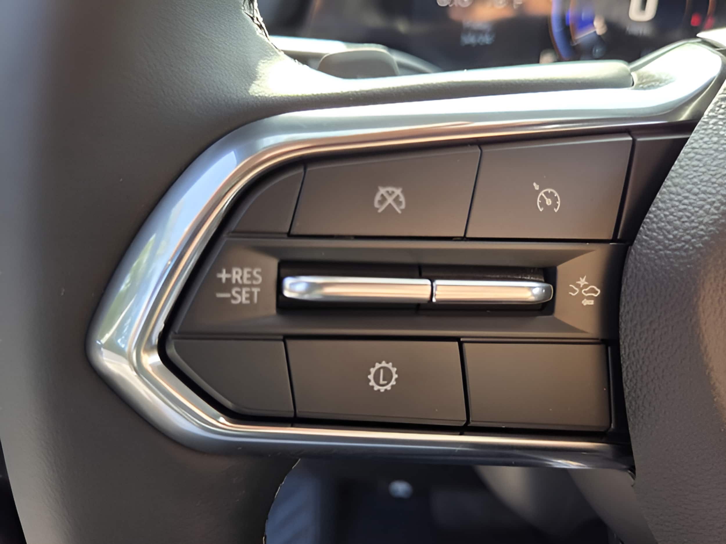 2026 Chevrolet Suburban Z71 - Photo 30