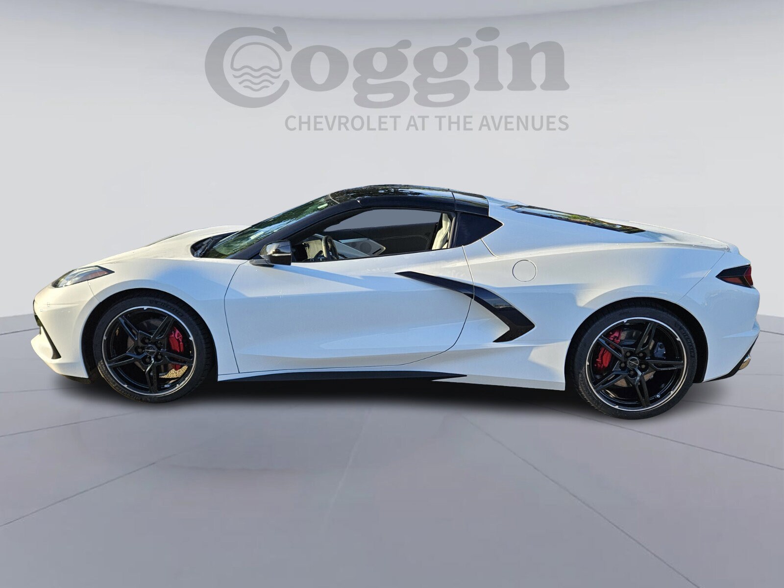2020 Chevrolet Corvette Stingray 2LT Coupe photo 3