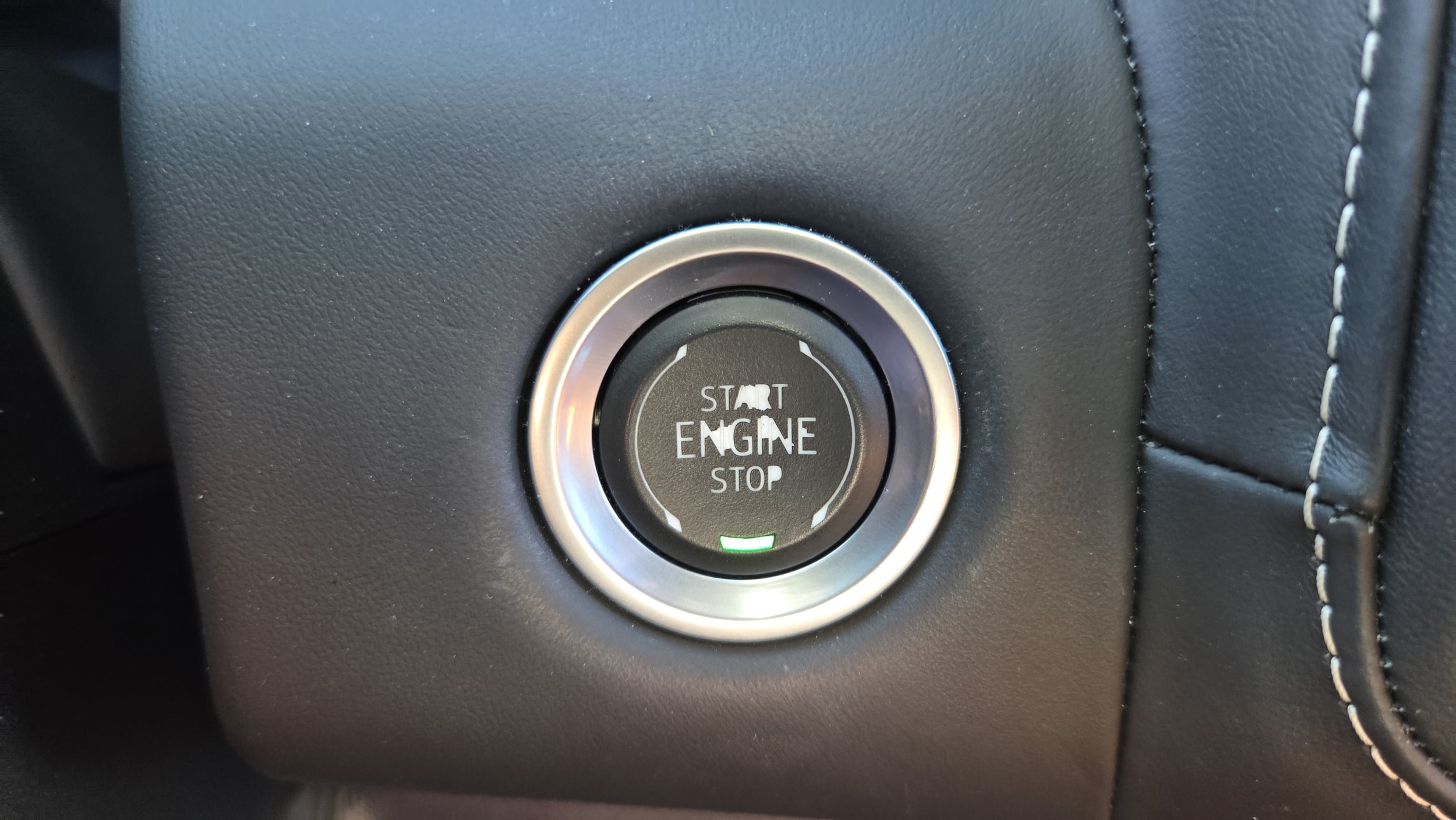 2024 GMC Yukon Denali Ultimate - Photo 27