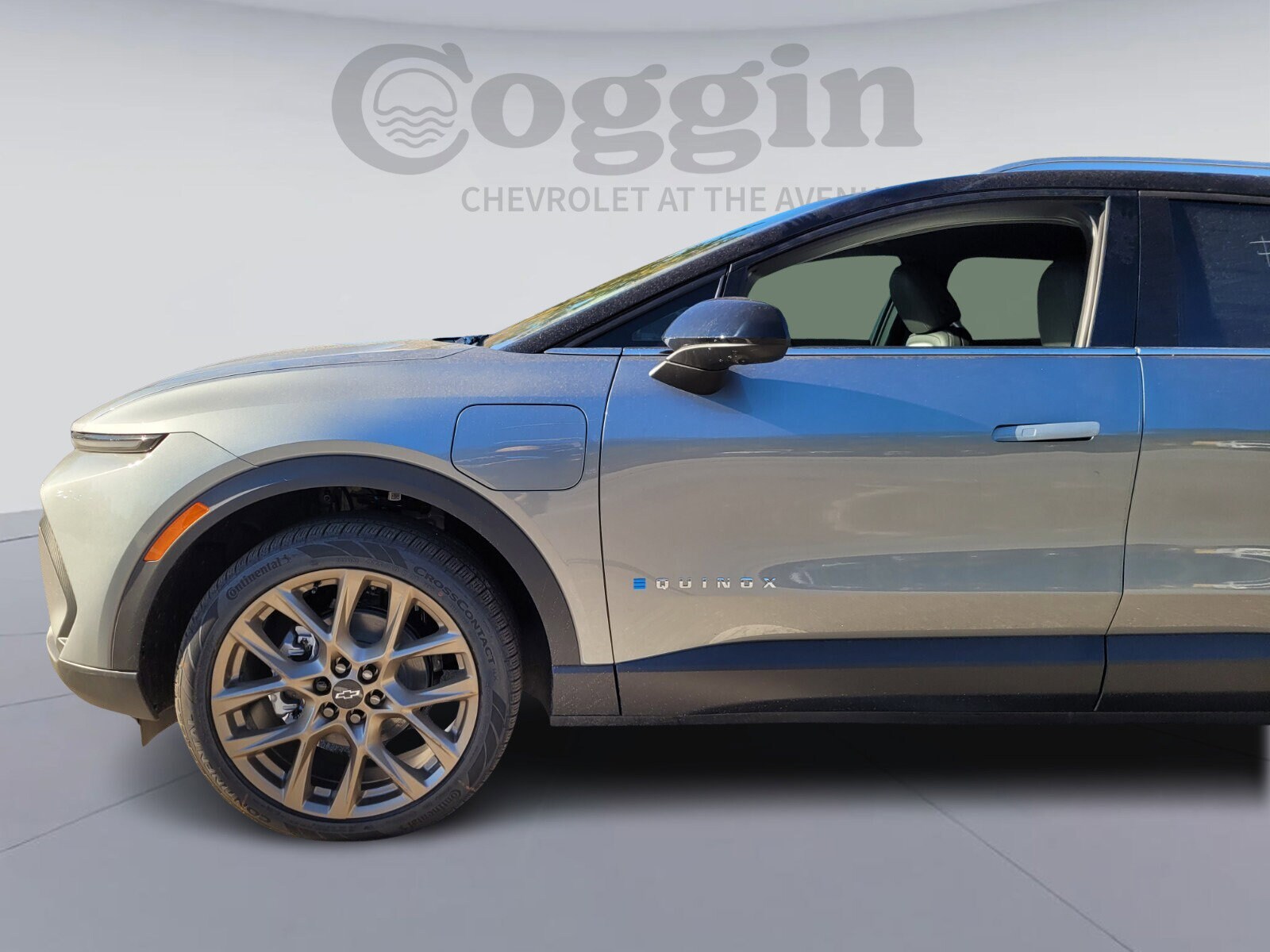 2026 Chevrolet Equinox EV 1LT photo 2