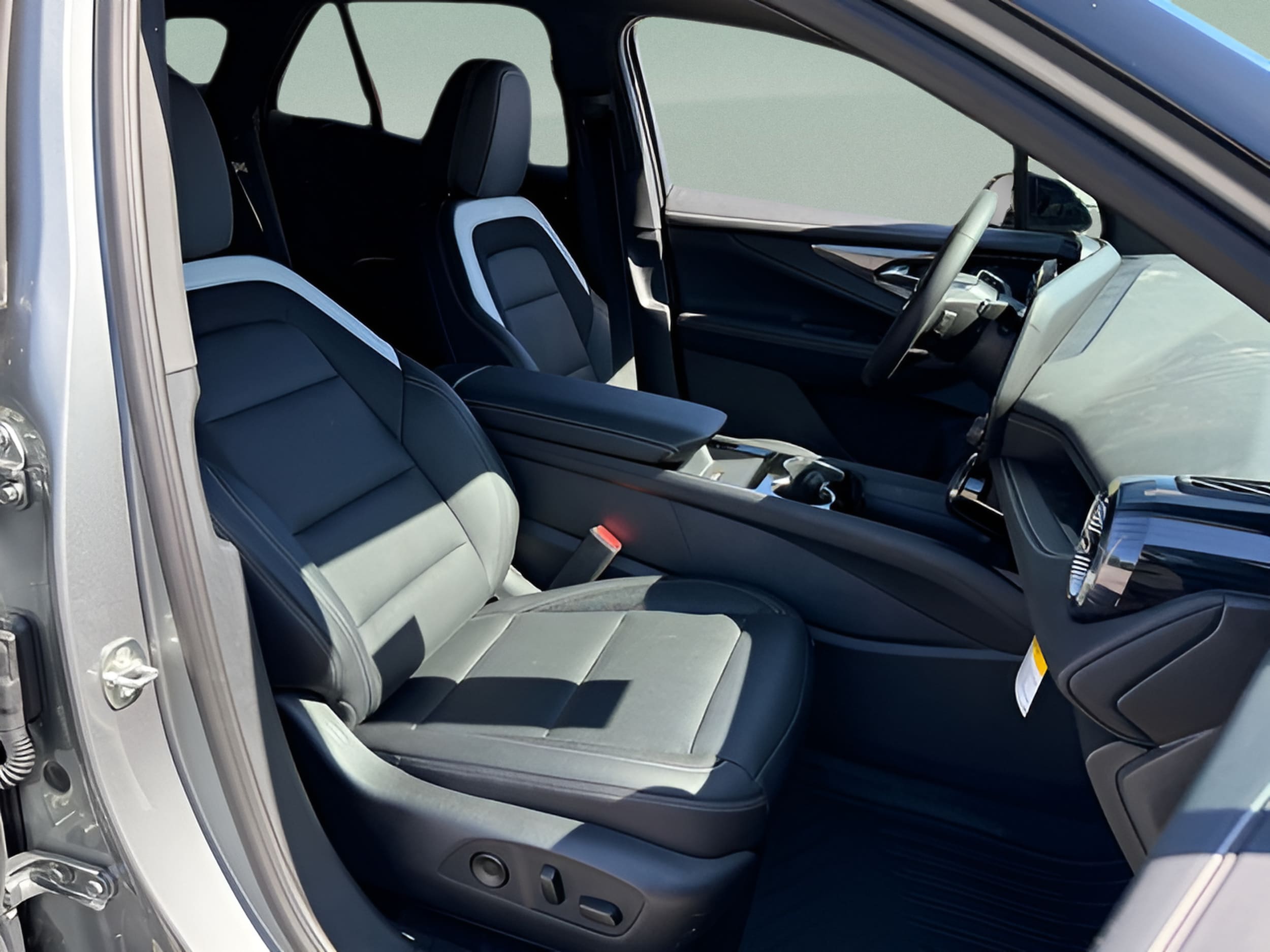 2026 Chevrolet Blazer EV LT - Photo 14