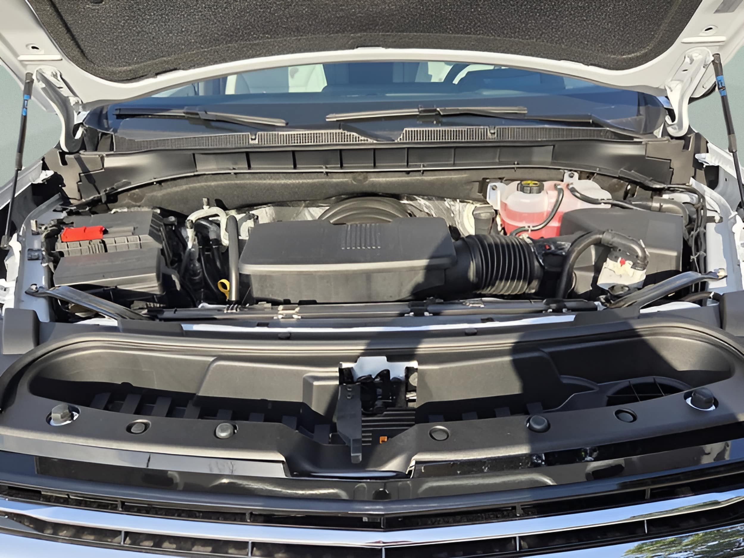 2026 Chevrolet Tahoe Premier - Photo 18