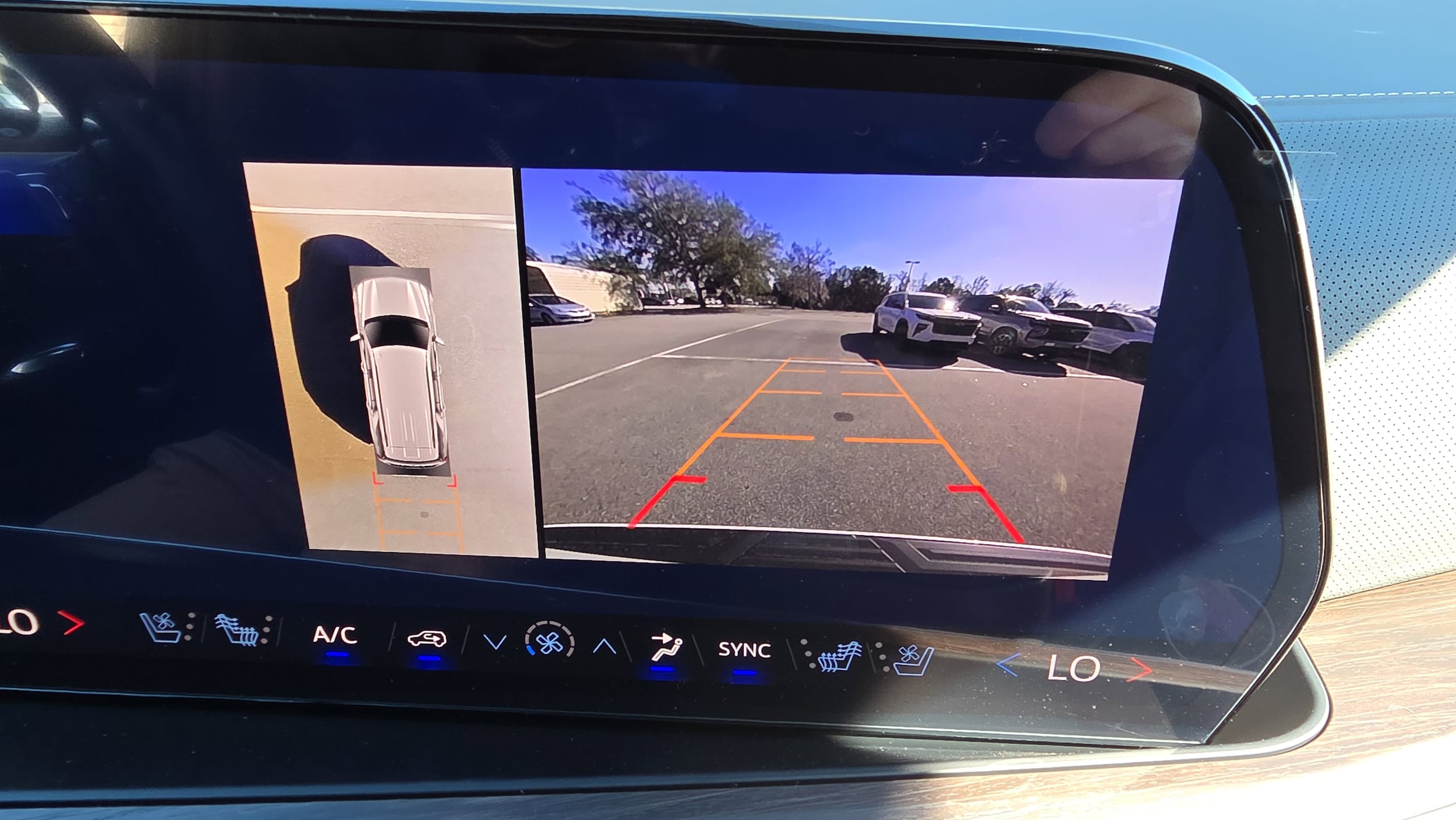 2026 Chevrolet Tahoe Premier - Photo 24