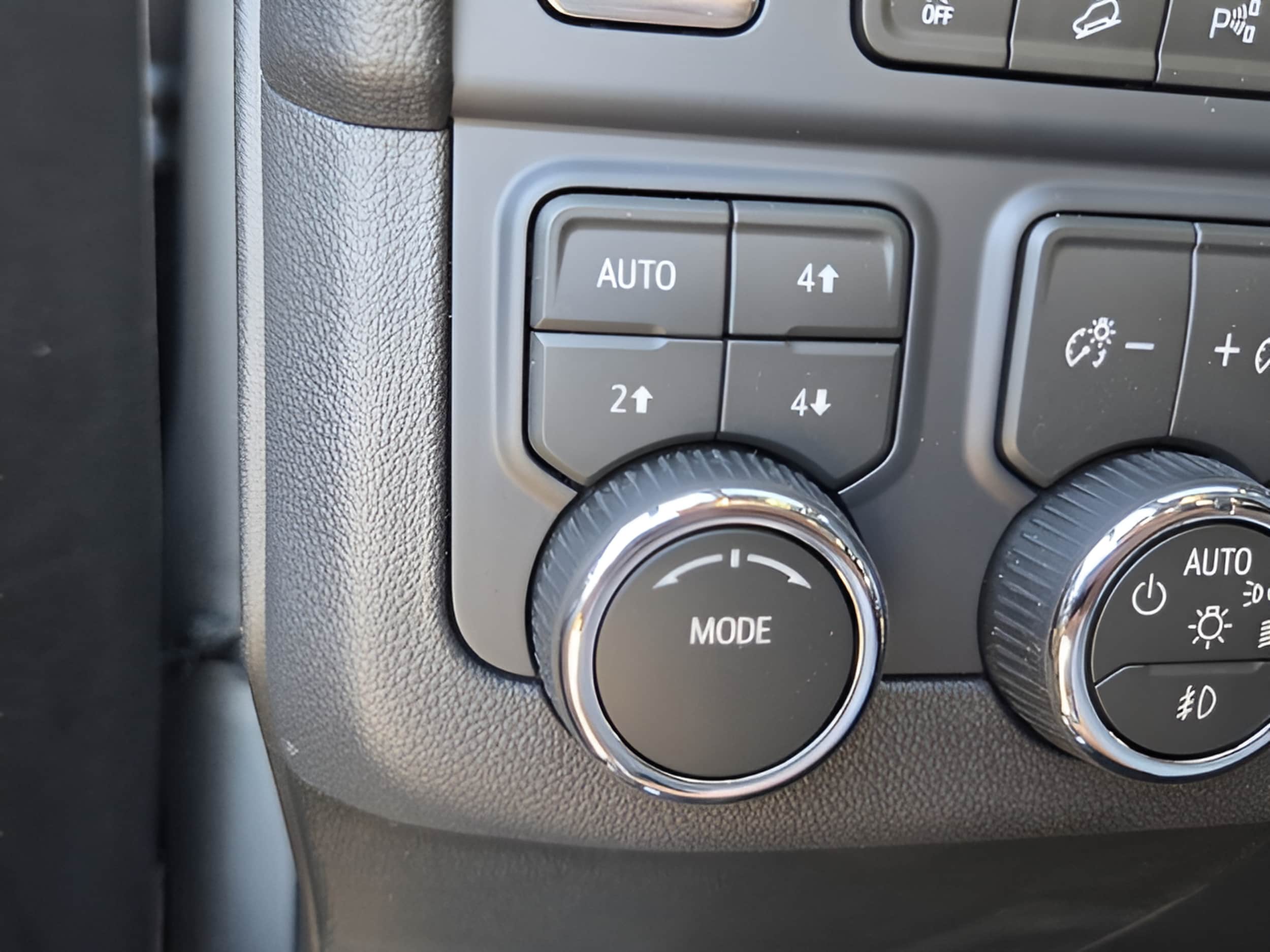 2026 Chevrolet Tahoe Premier - Photo 30