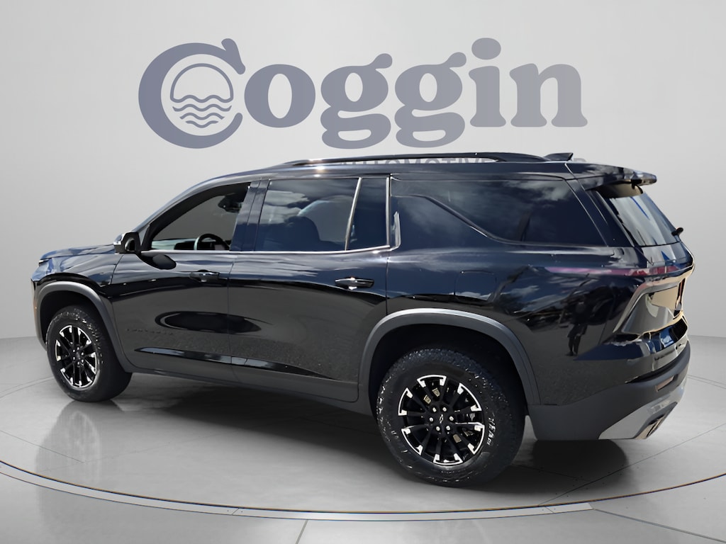 Used 2024 Chevrolet Traverse Z71 SUV