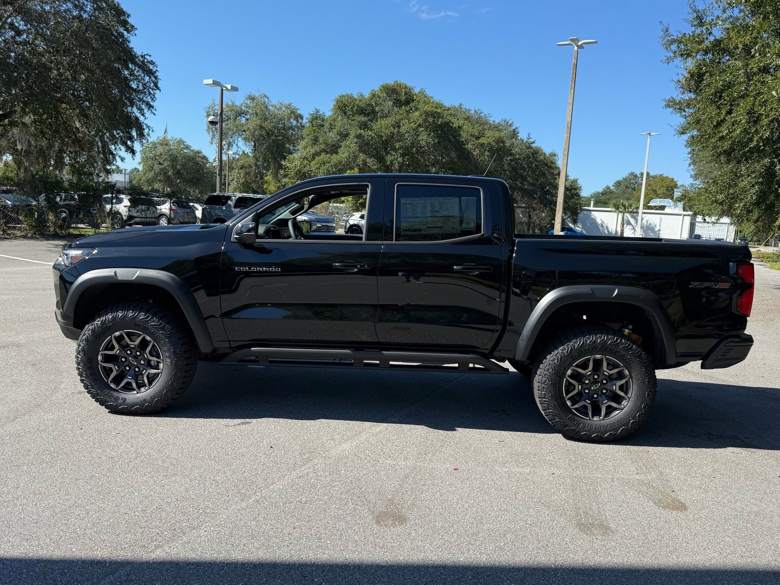 2026 Chevrolet Colorado ZR2 photo 3