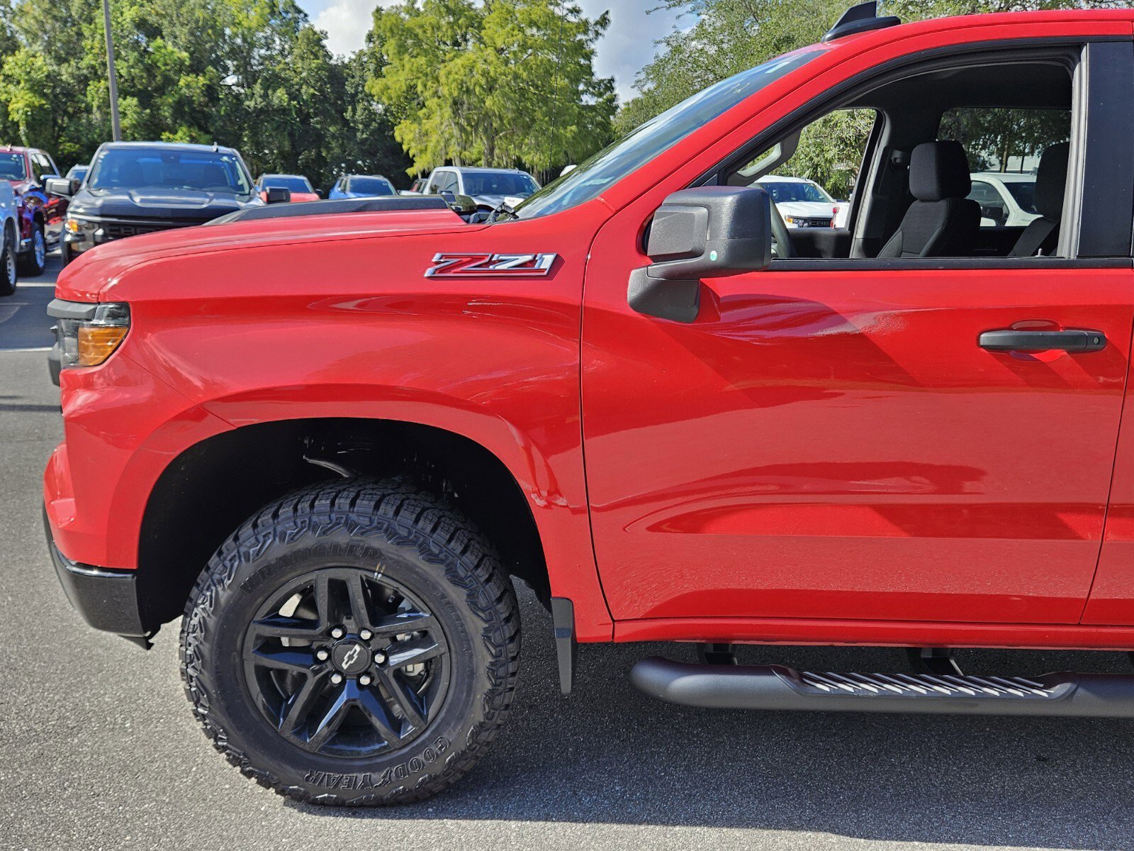 2026 Chevrolet Silverado 1500 Custom Trail Boss photo 2