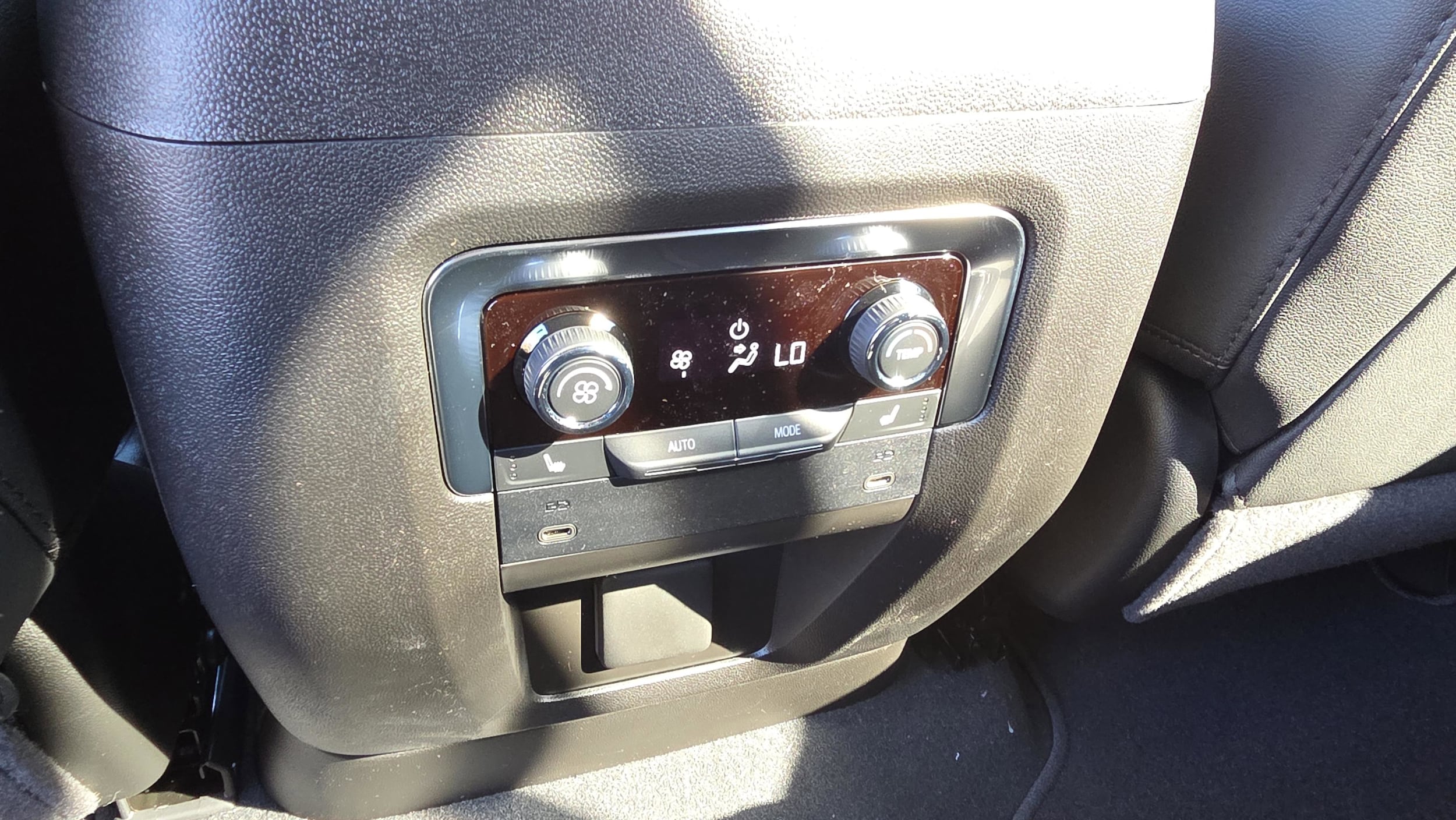 2026 Chevrolet Tahoe Premier - Photo 17