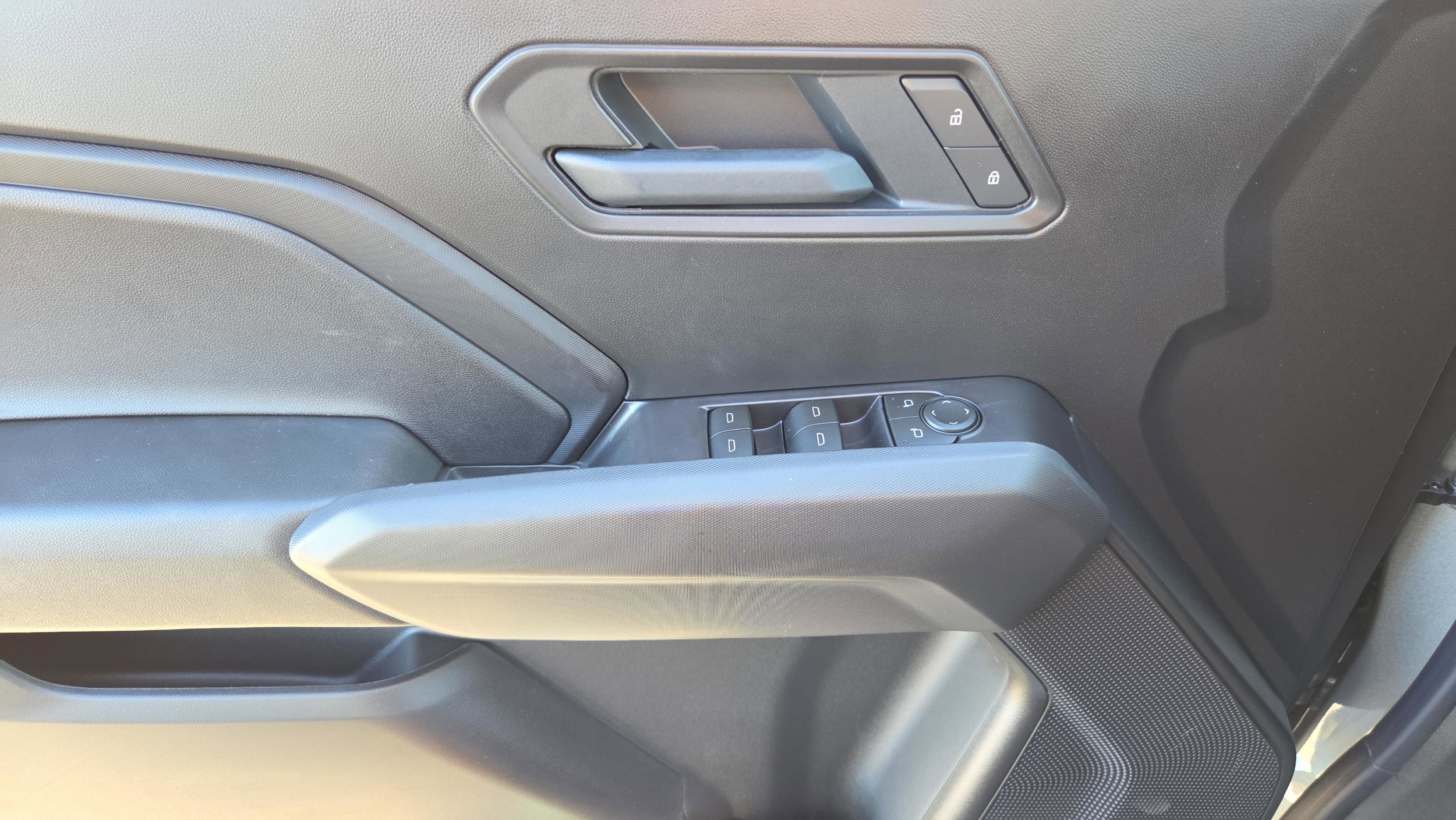 2026 Chevrolet Colorado Work Truck - Photo 29
