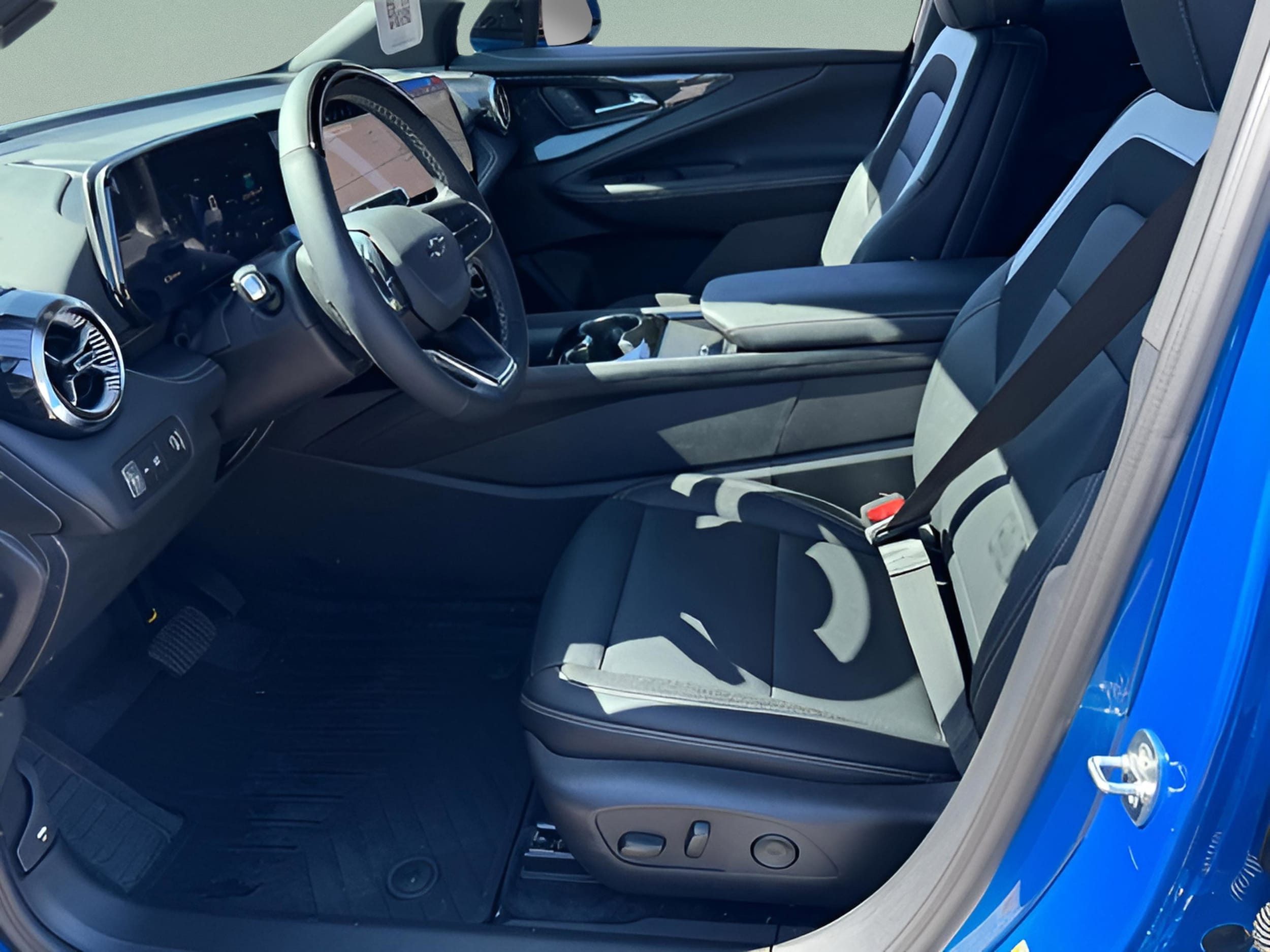 2026 Chevrolet Blazer EV LT - Photo 9