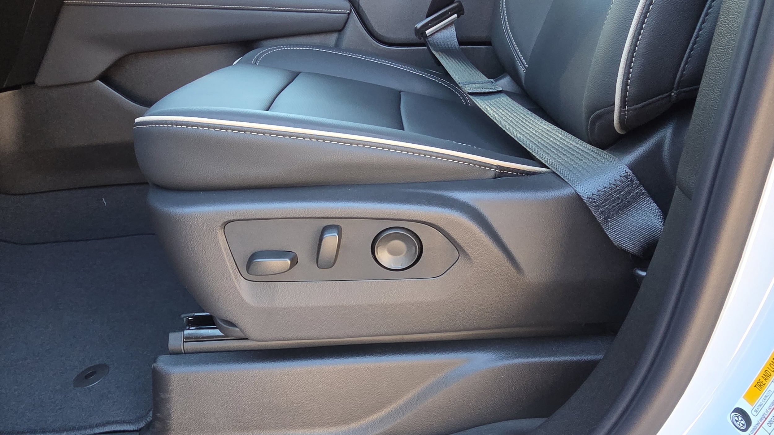 2026 Chevrolet Tahoe Premier - Photo 18