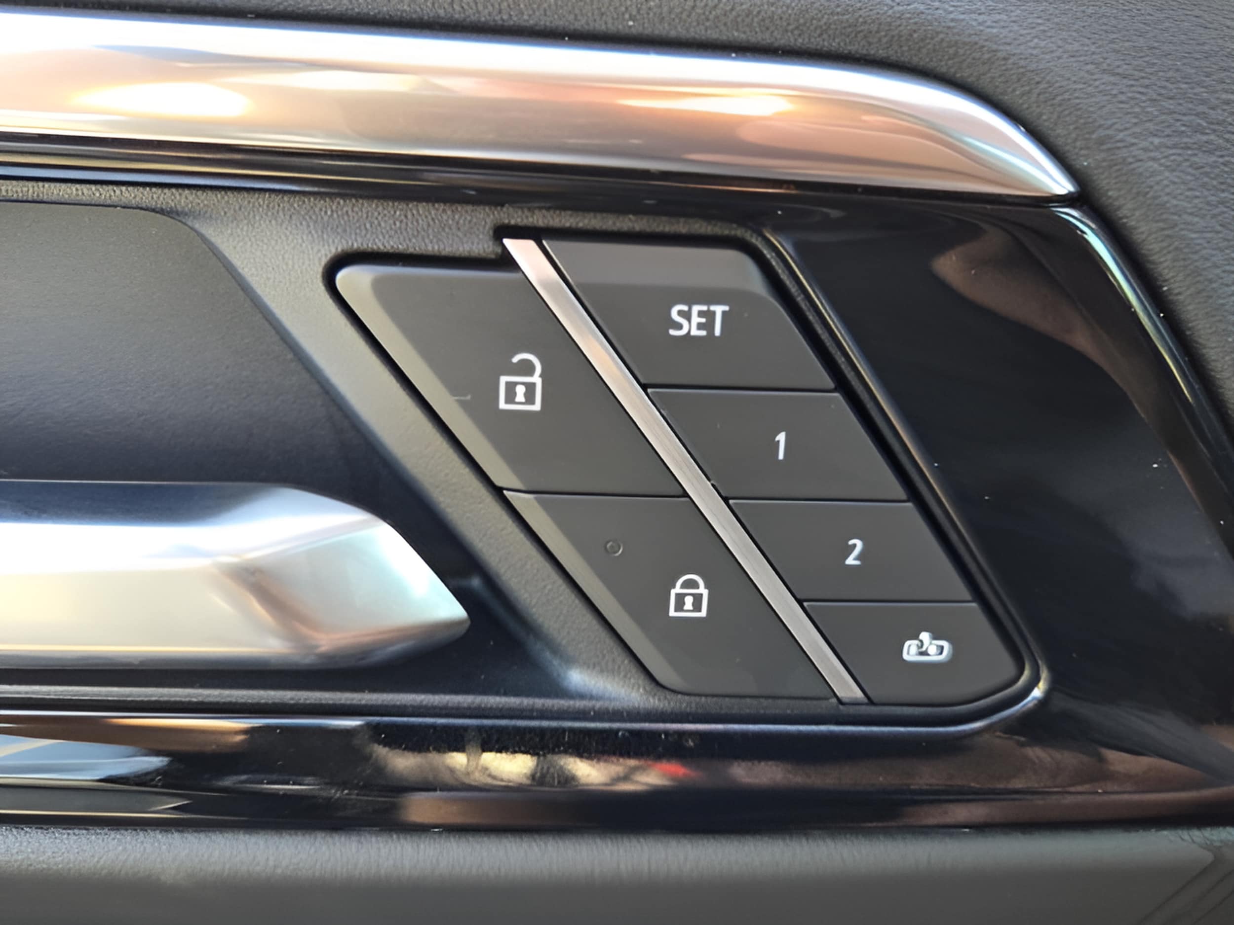 2026 Chevrolet Tahoe Premier - Photo 34