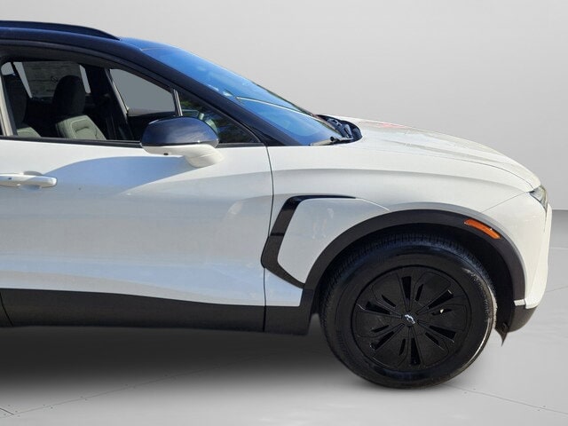 2025 Chevrolet Blazer EV LT - Photo 11