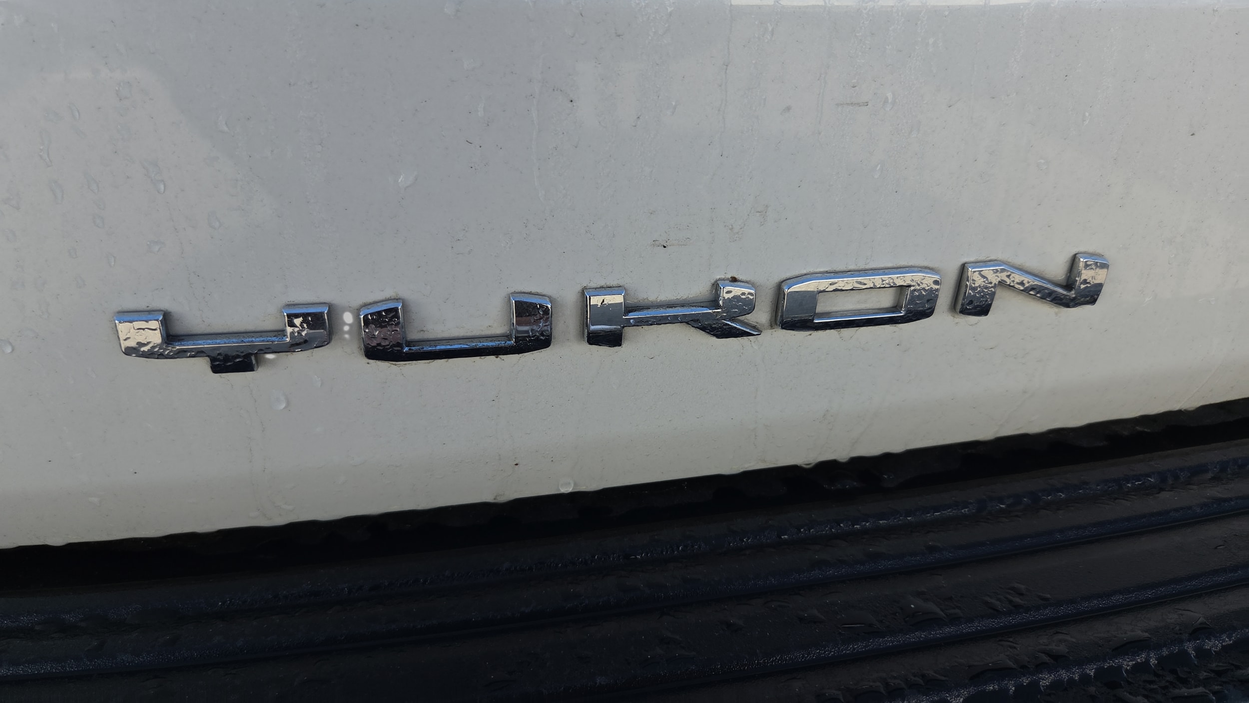 2024 GMC Yukon Denali Ultimate - Photo 34