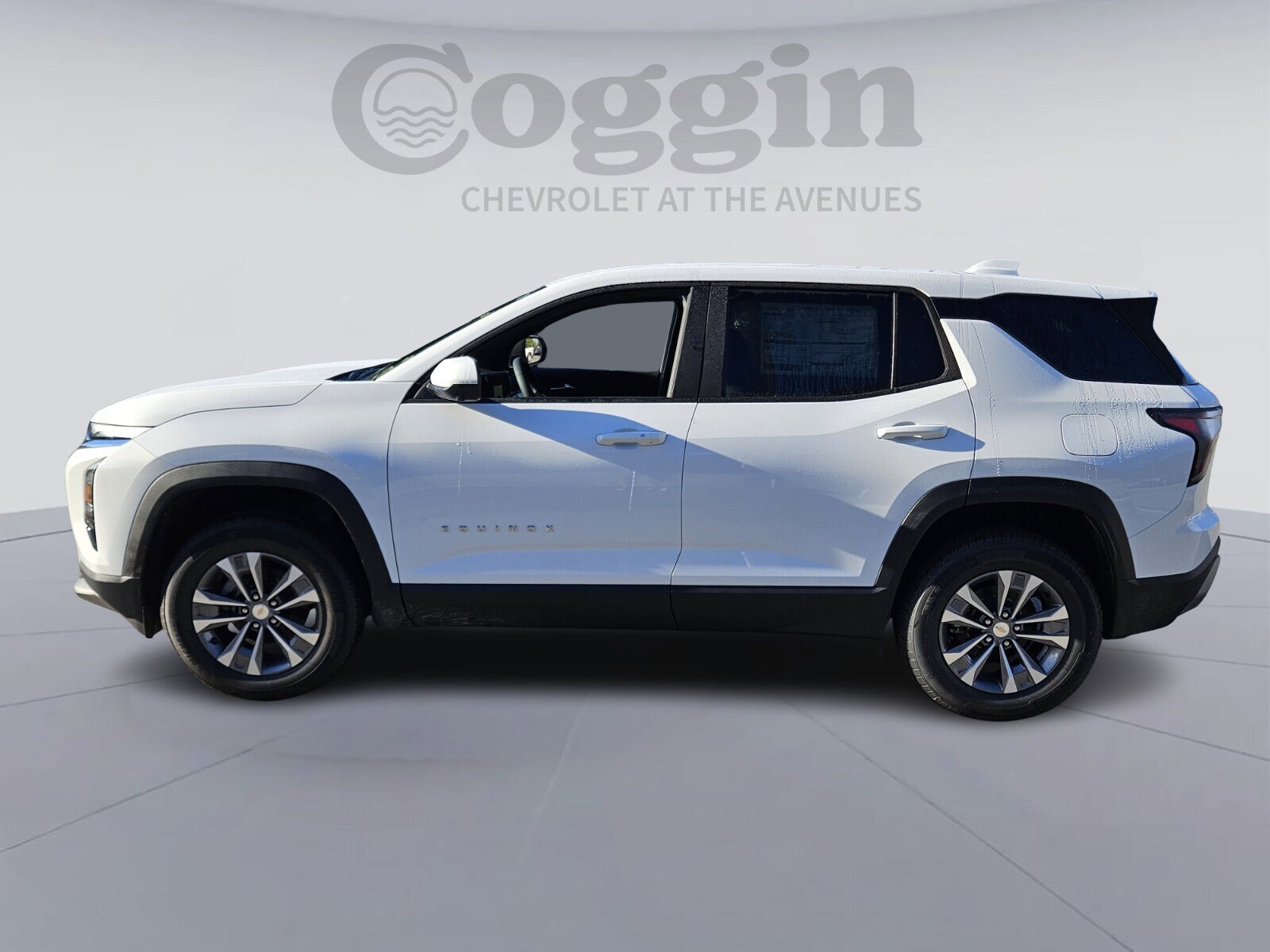 2026 Chevrolet Equinox LT photo 3