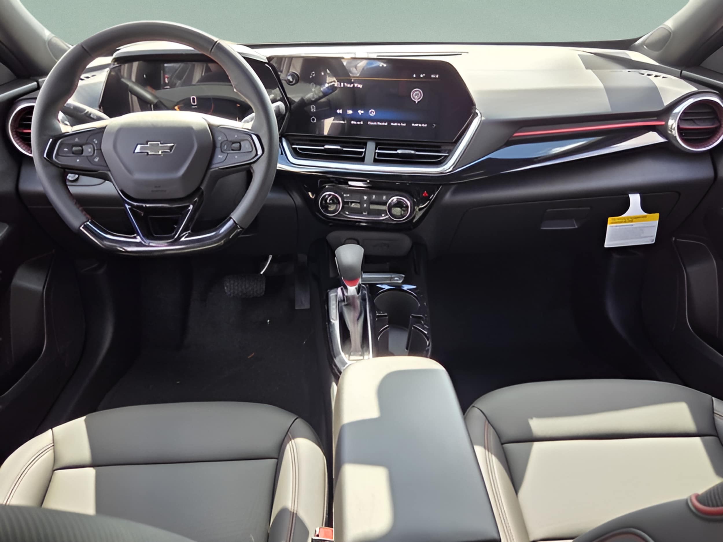 2026 Chevrolet Trax RS - Photo 13