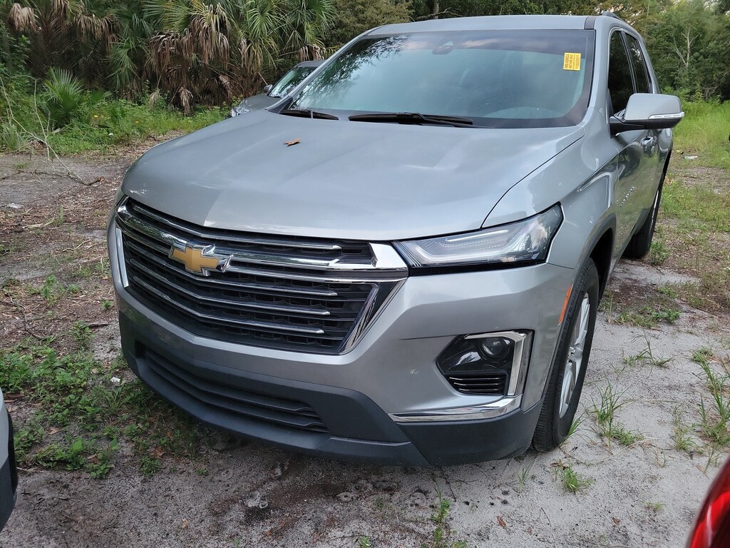 Used 2023 Chevrolet Traverse LT Cloth SUV