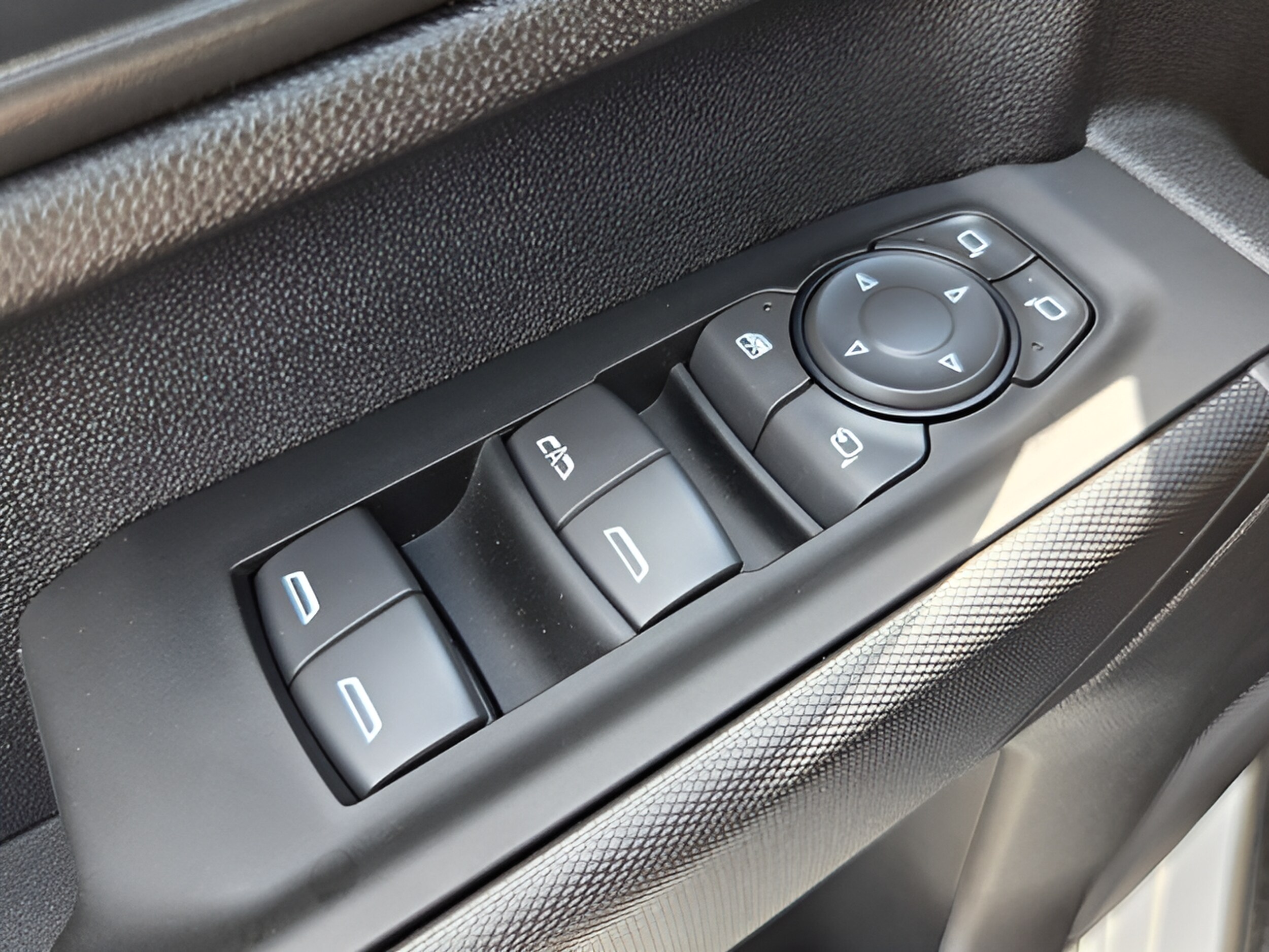 2026 Chevrolet Silverado 2500 HD Custom - Photo 28