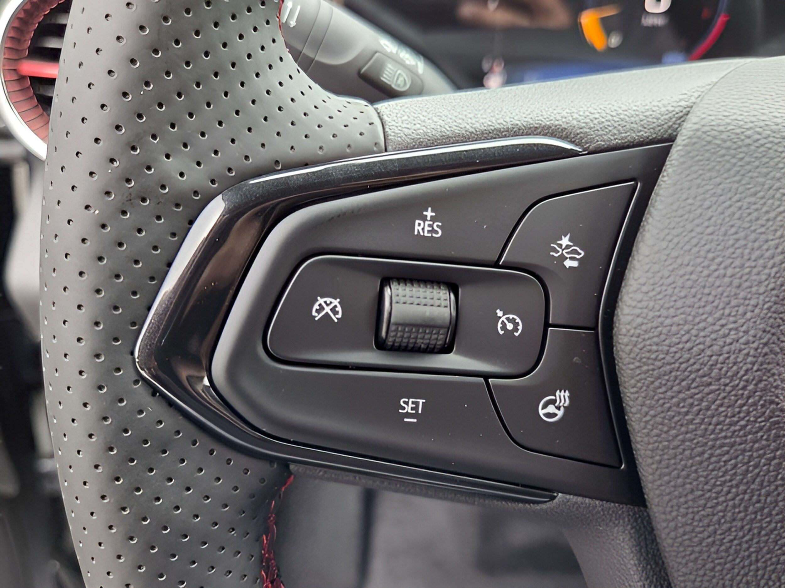 2026 Chevrolet Trax RS - Photo 26