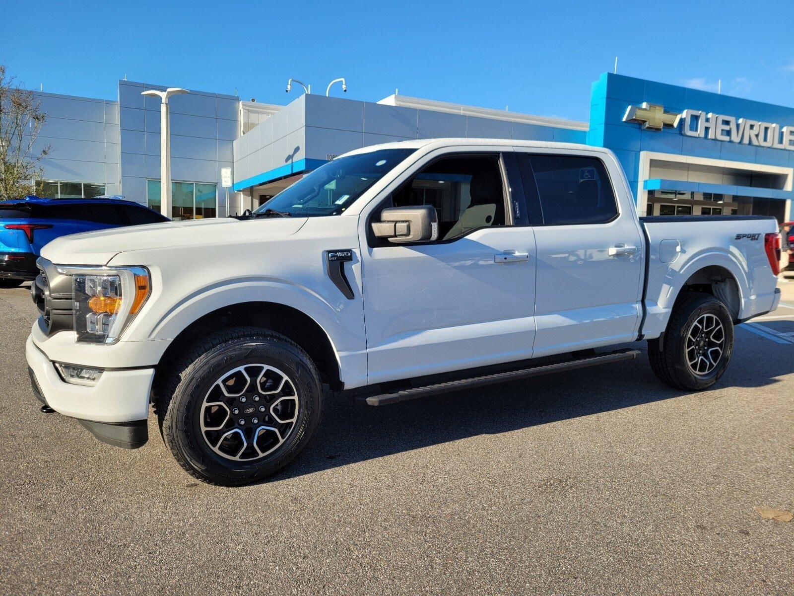 2023 Ford F-150 XLT's photo