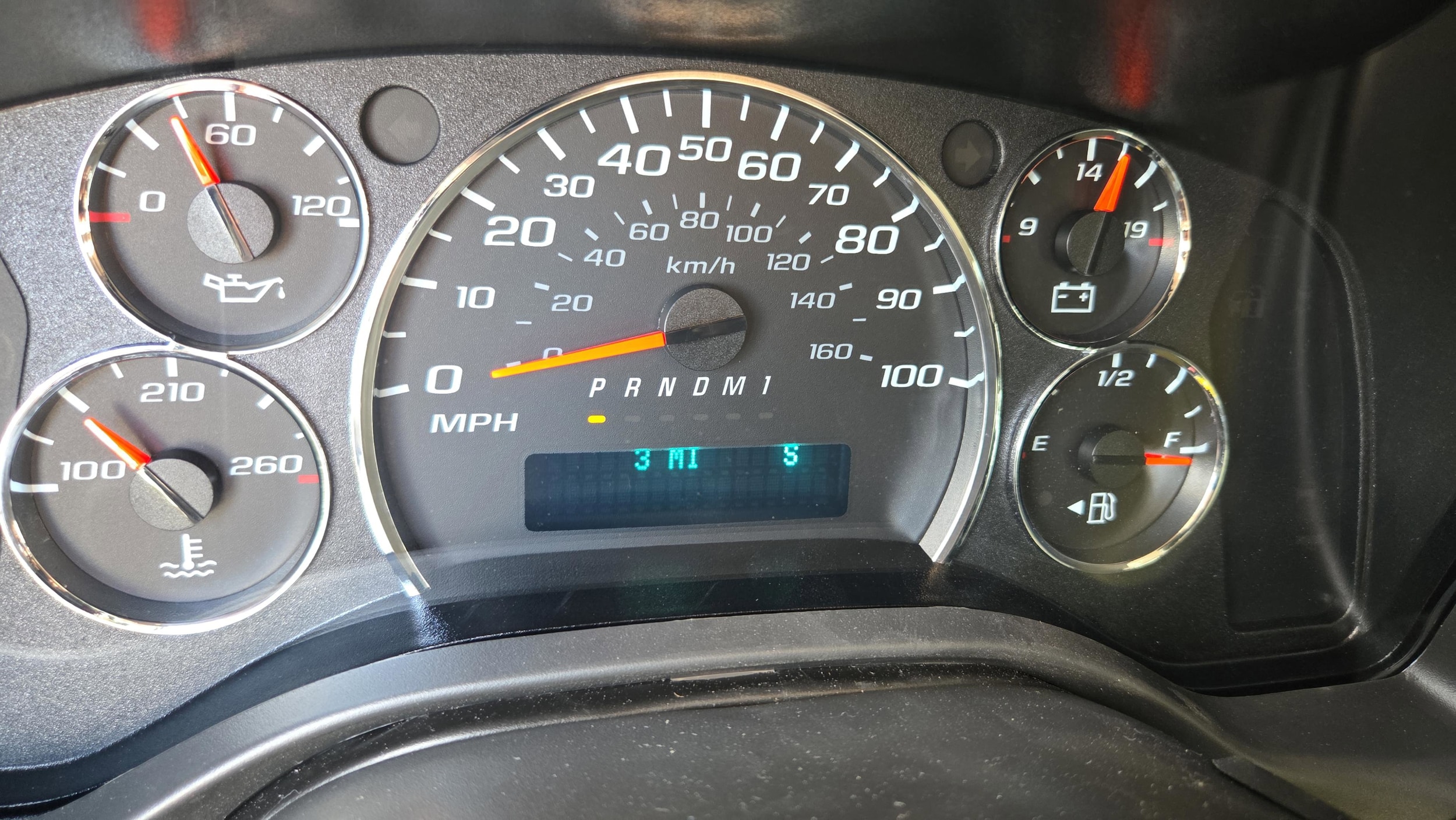 2026 Chevrolet Express Passenger LT - Photo 25