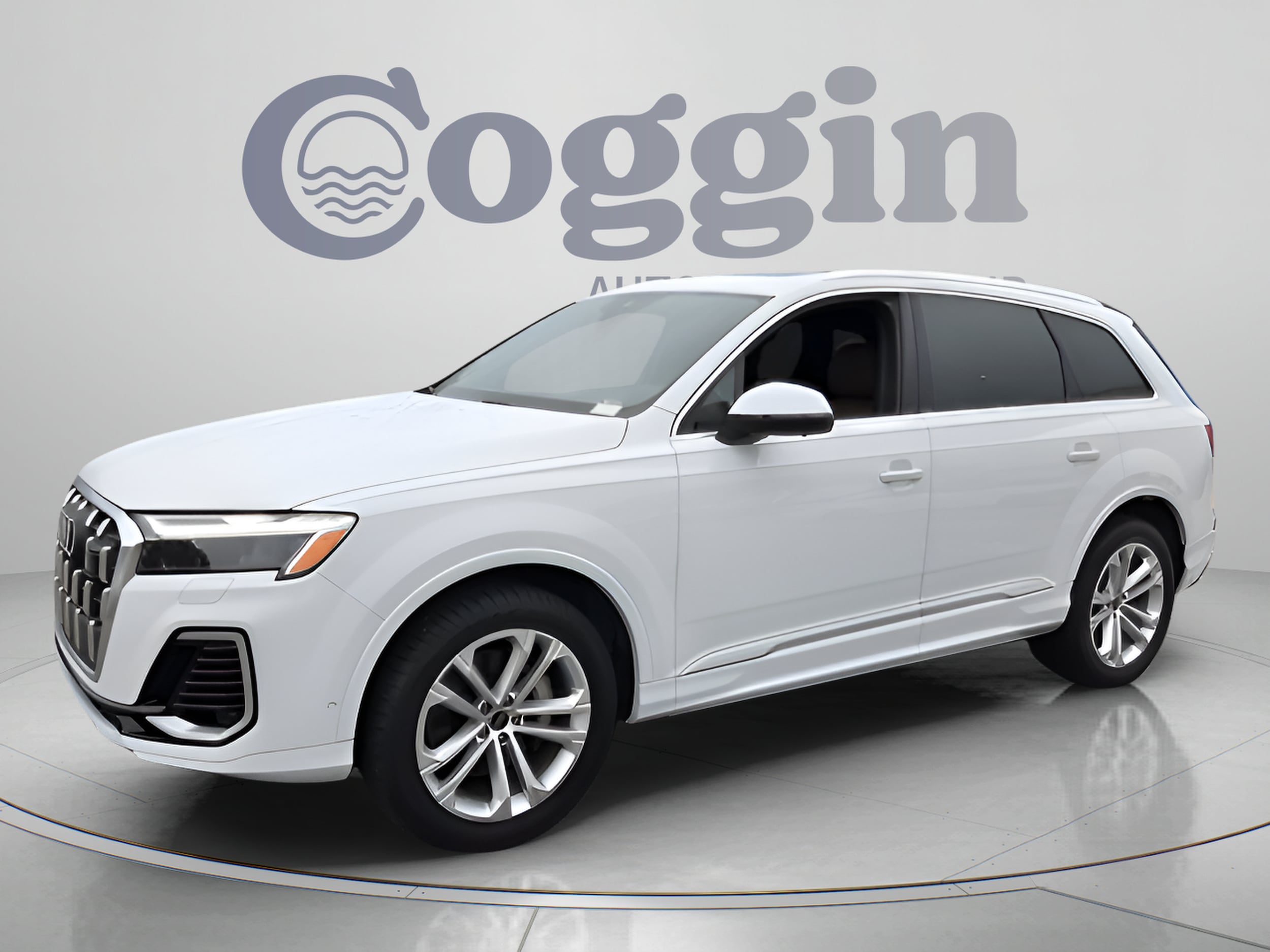 2025 Audi Q7 Premium Plus