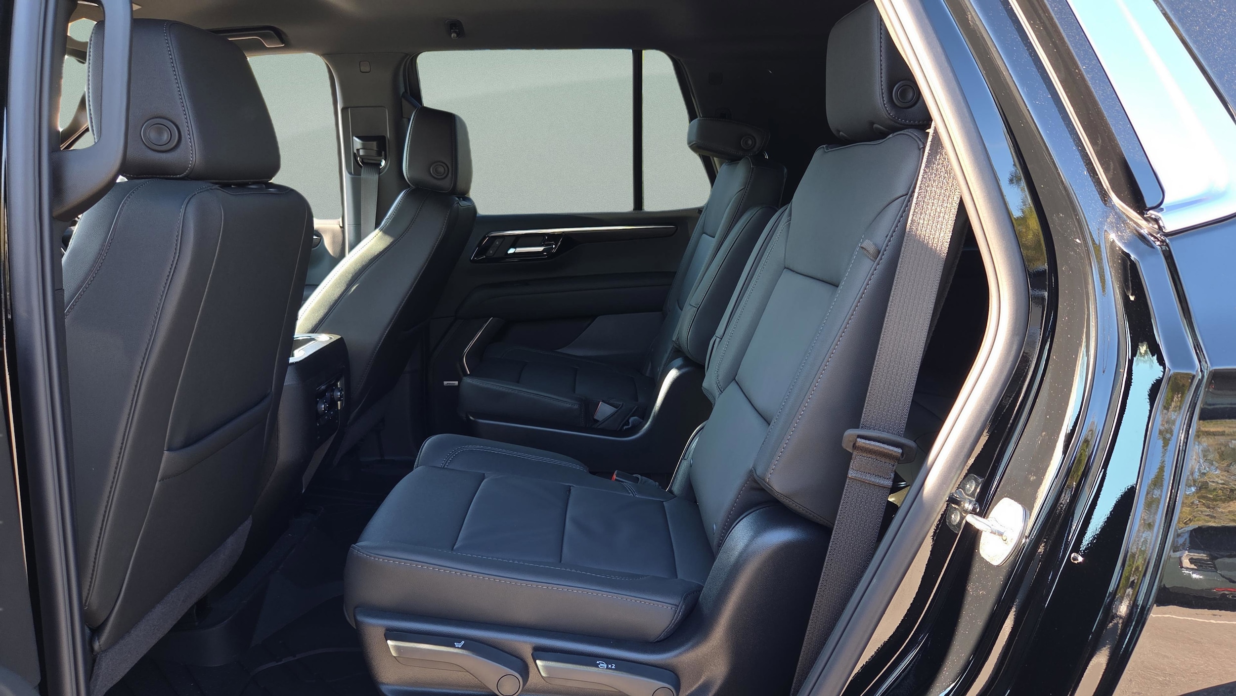 2026 Chevrolet Tahoe LT - Photo 33