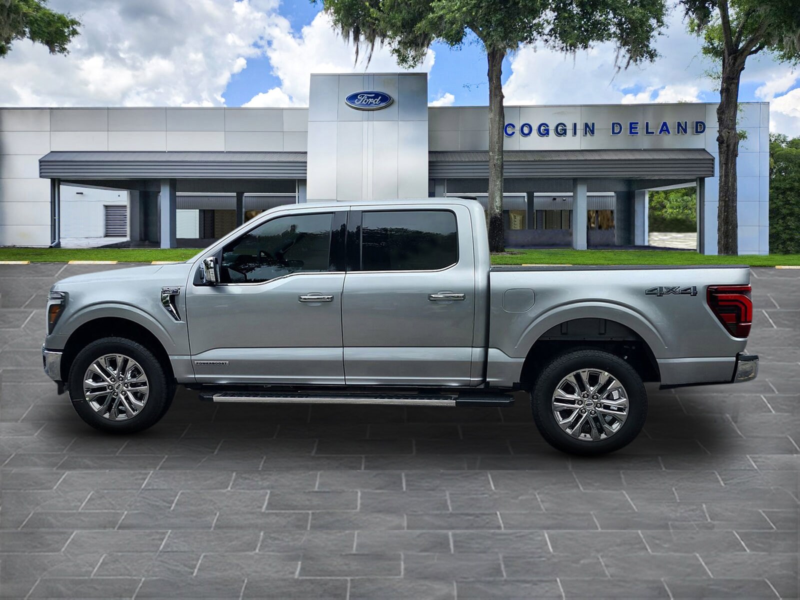 2025 Ford F-150 Lariat photo 2