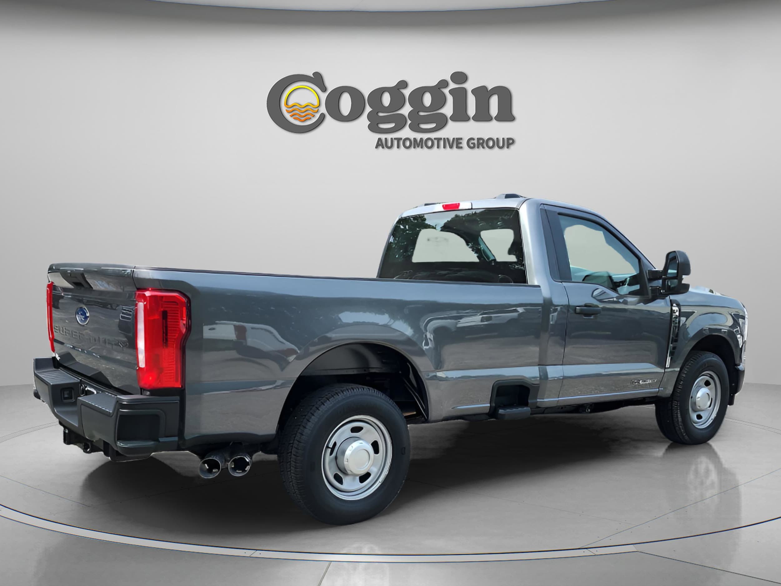 2025 Ford F-350 Super Duty XL - Photo 6