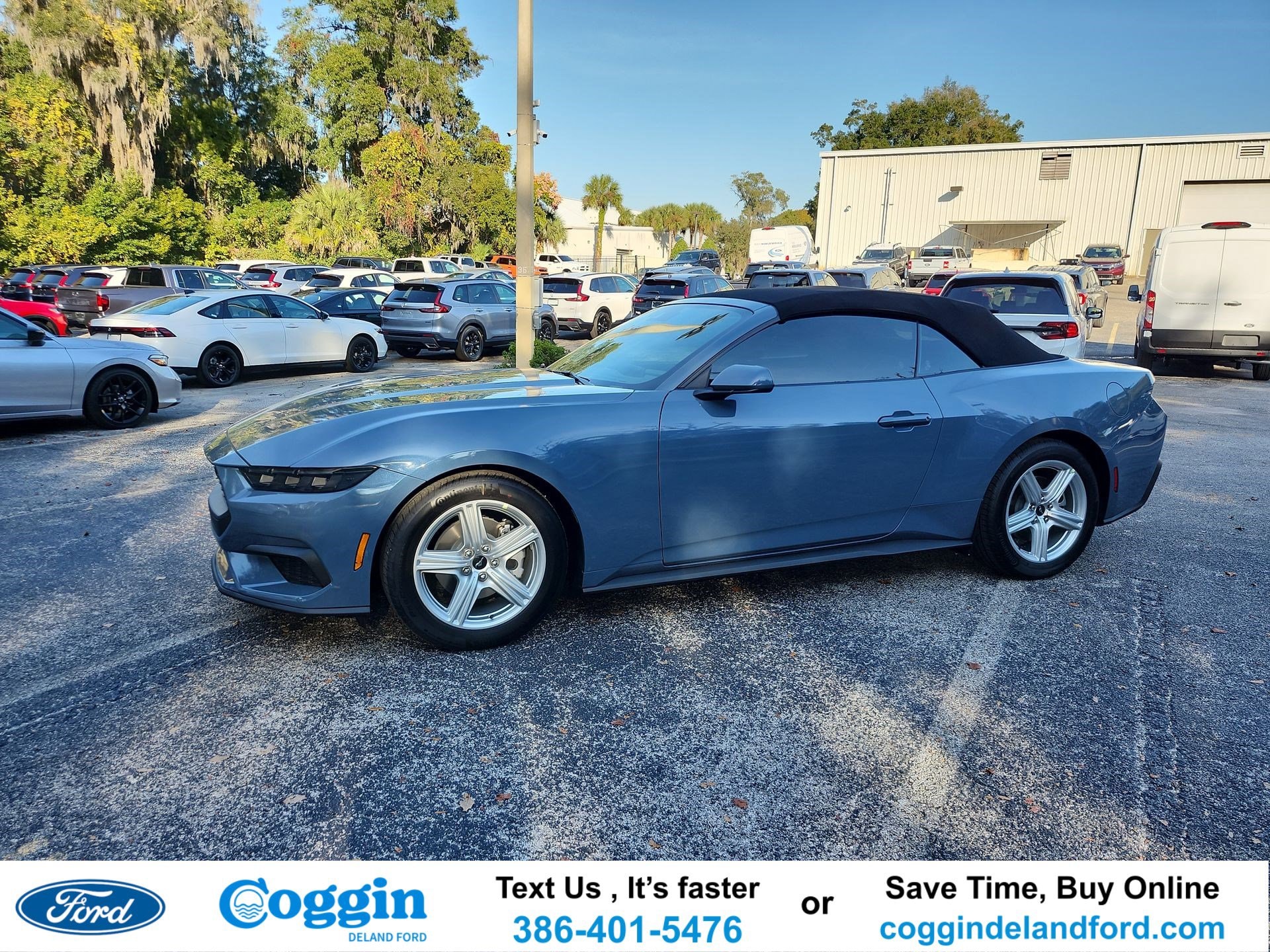 2026 Ford Mustang EcoBoost Premium's photo