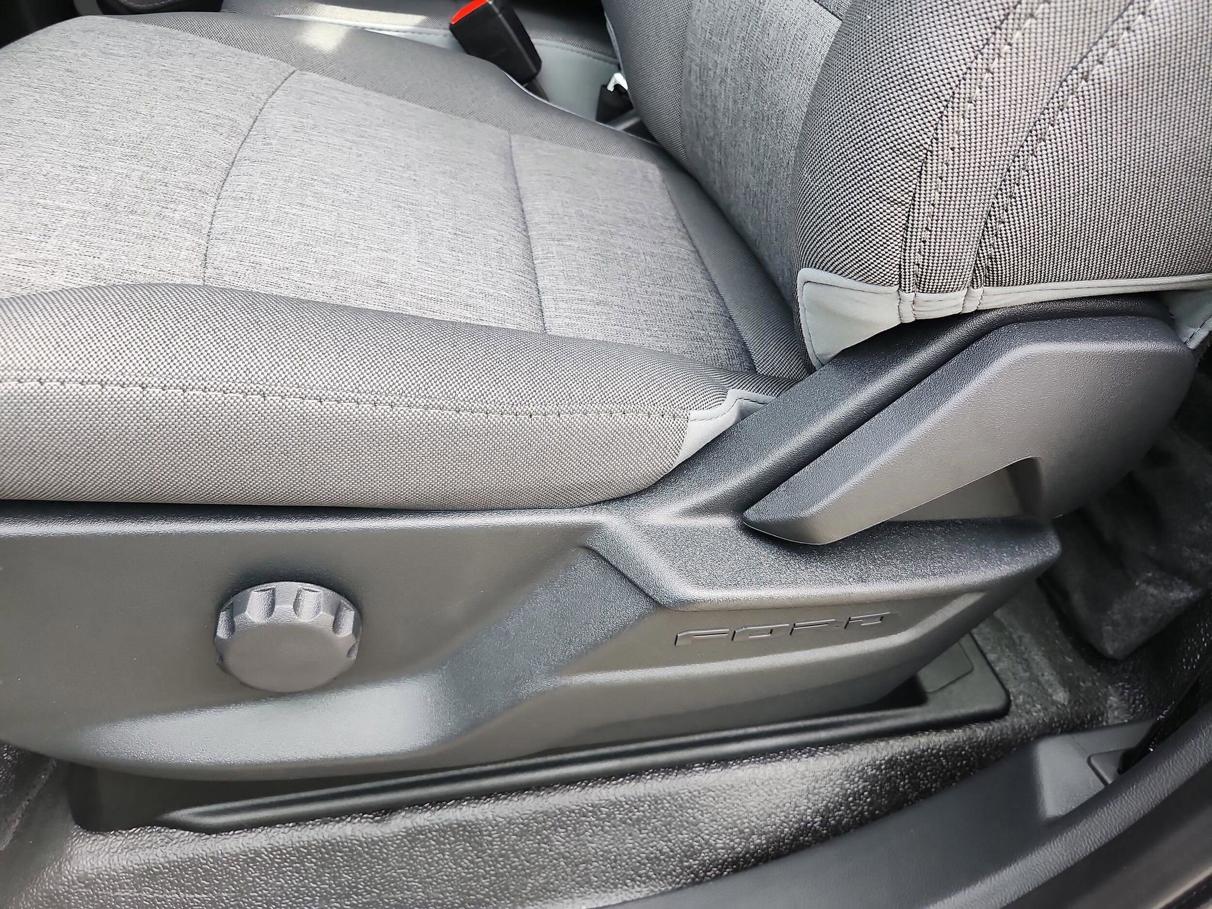 2025 Ford F-350 Super Duty XL - Photo 14