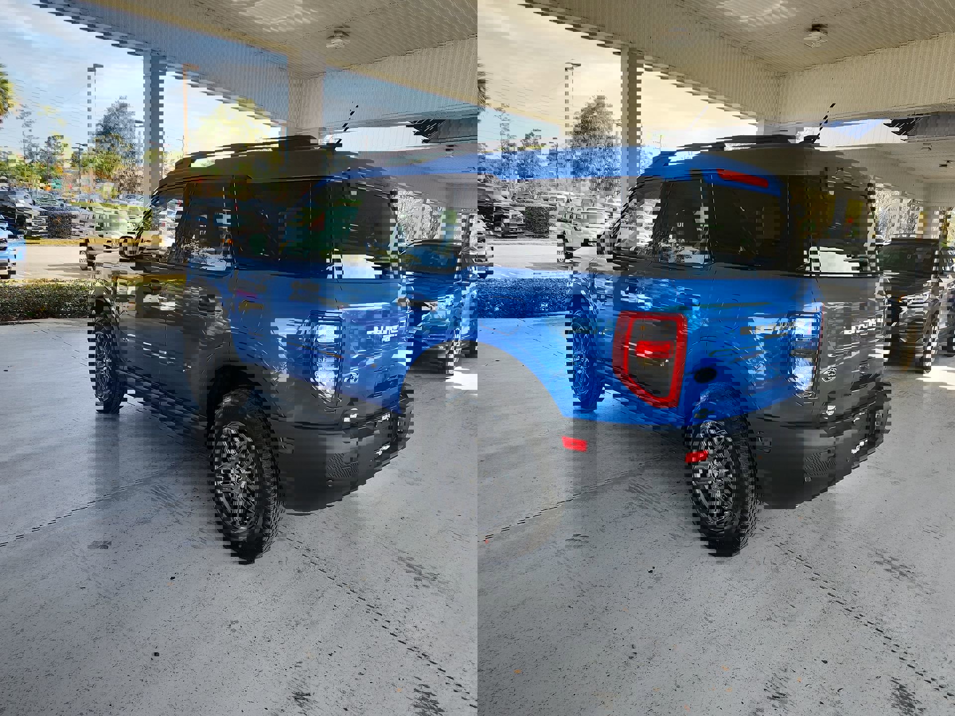 2025 Ford Bronco Big Bend photo 2