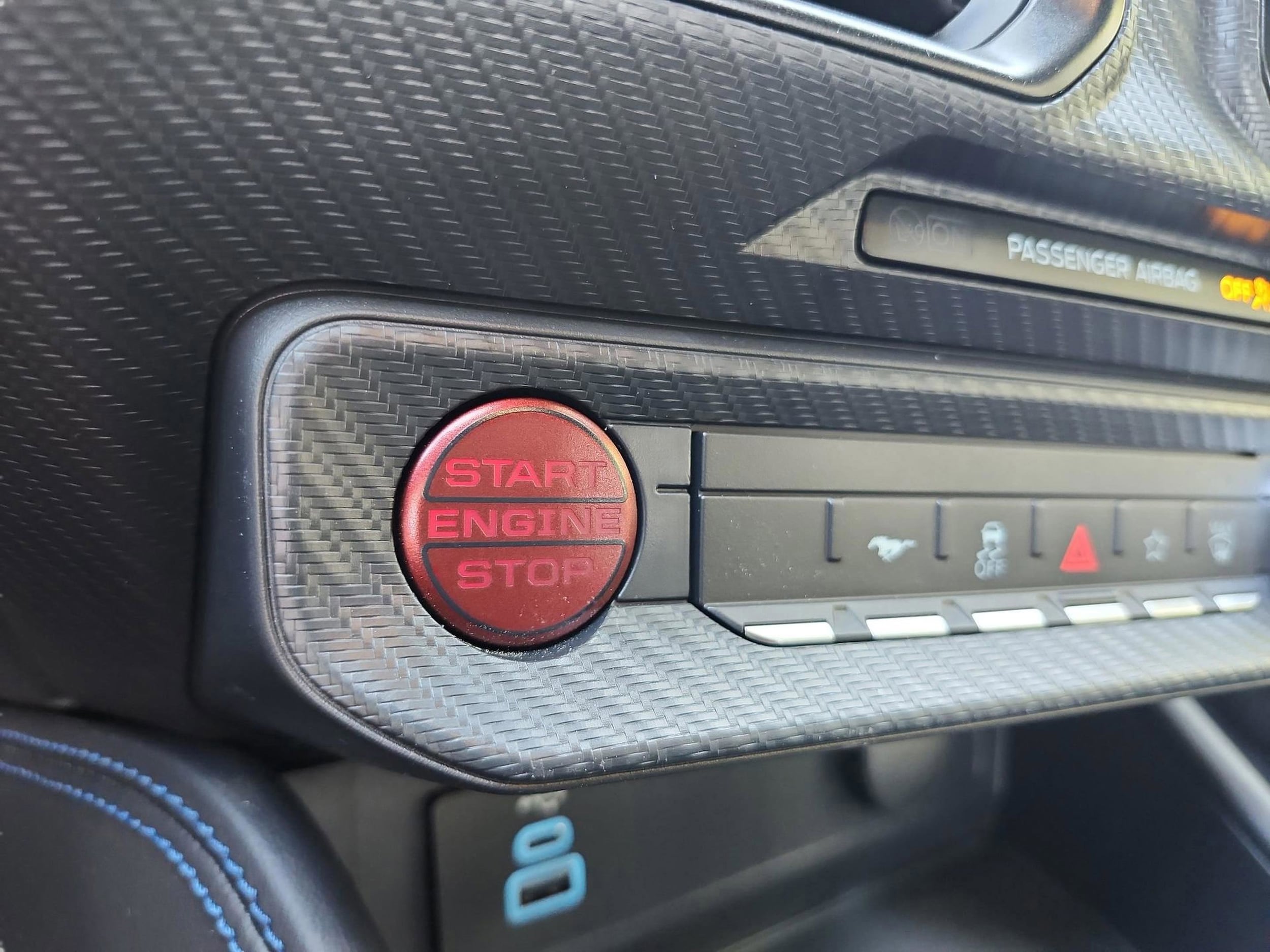 2025 Ford Mustang Dark Horse - Photo 30