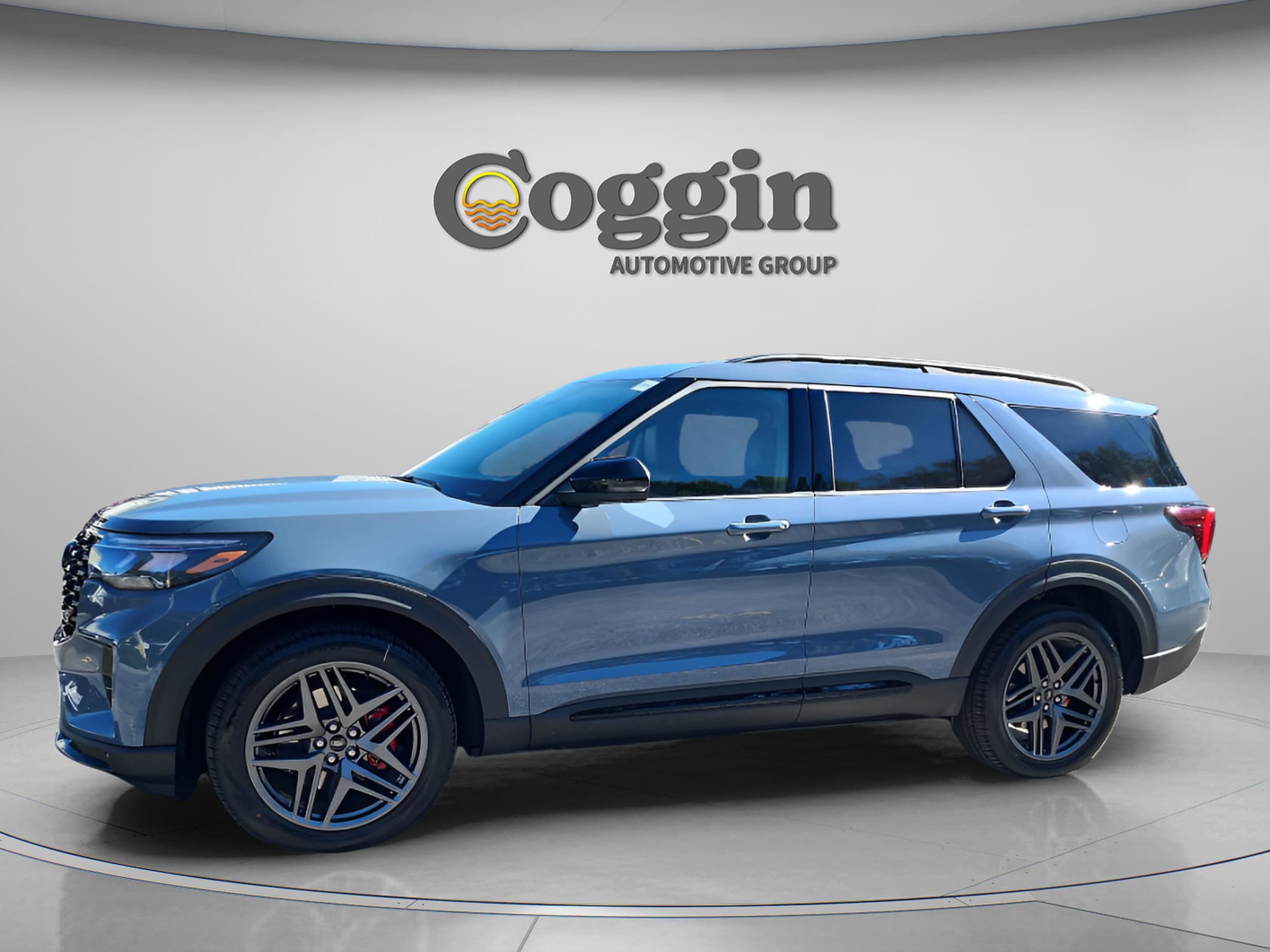 2026 Ford Explorer ST's photo