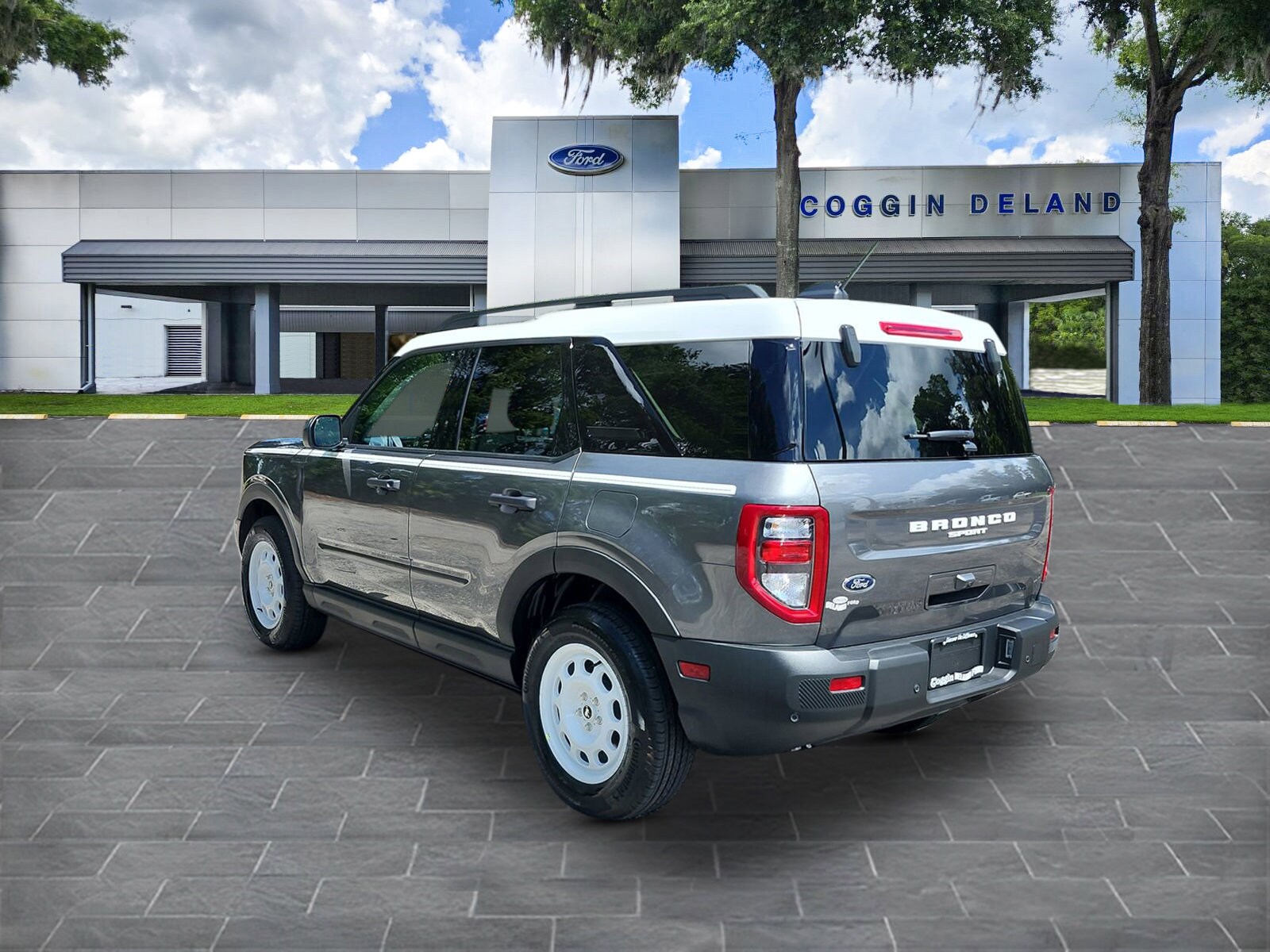 2025 Ford Bronco Sport Heritage photo 3