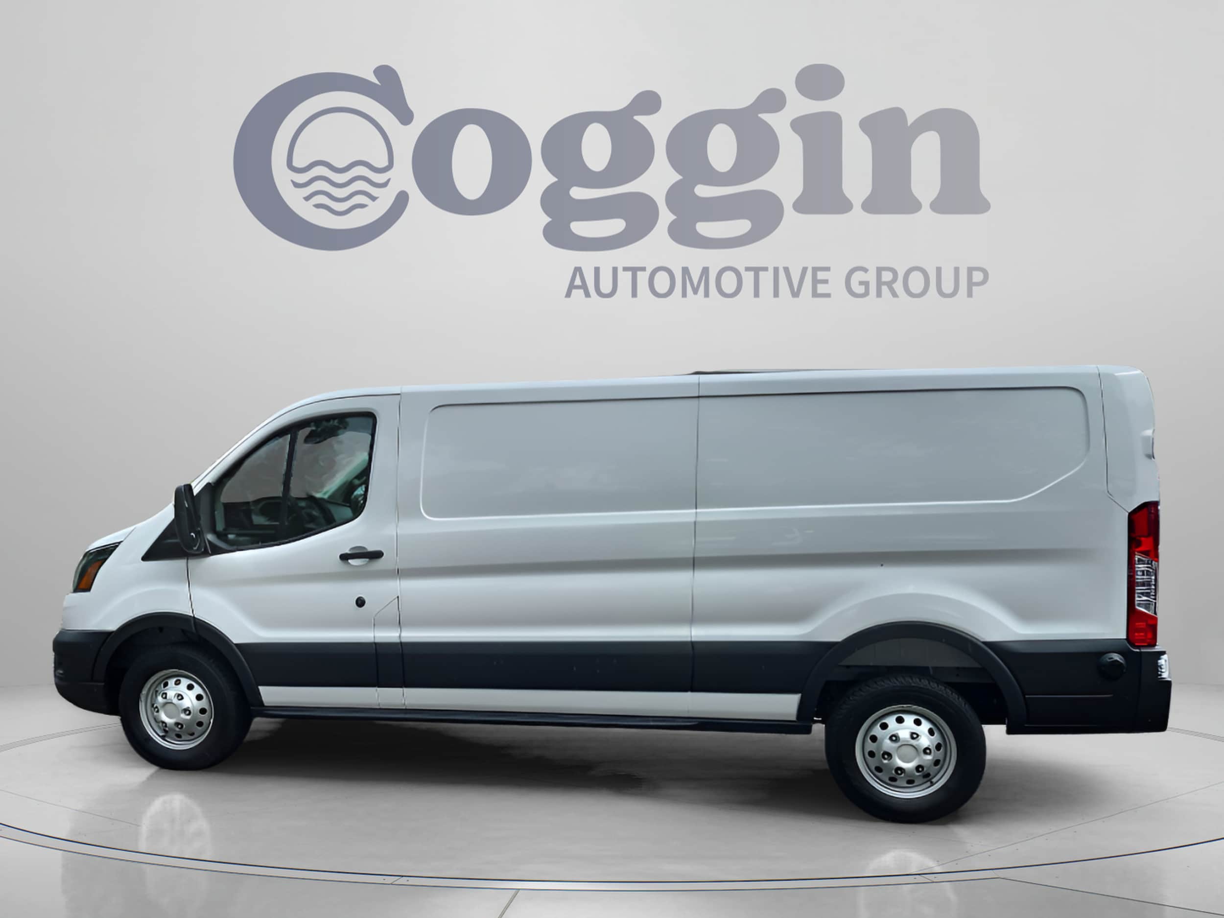 2025 Ford Transit Van Base - Photo 2