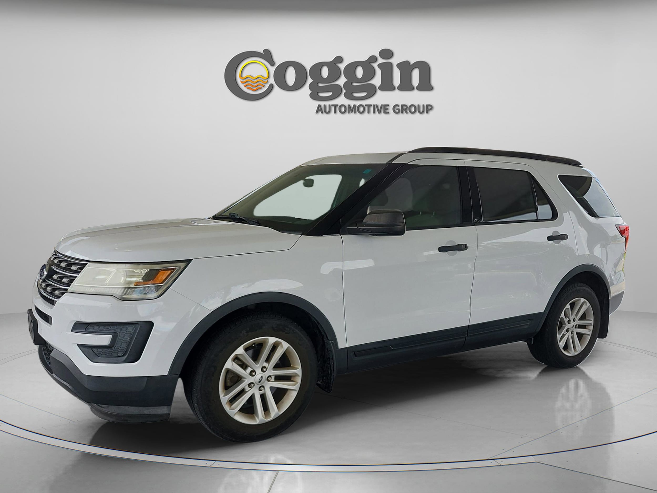 2017 Ford Explorer Base FWD's photo