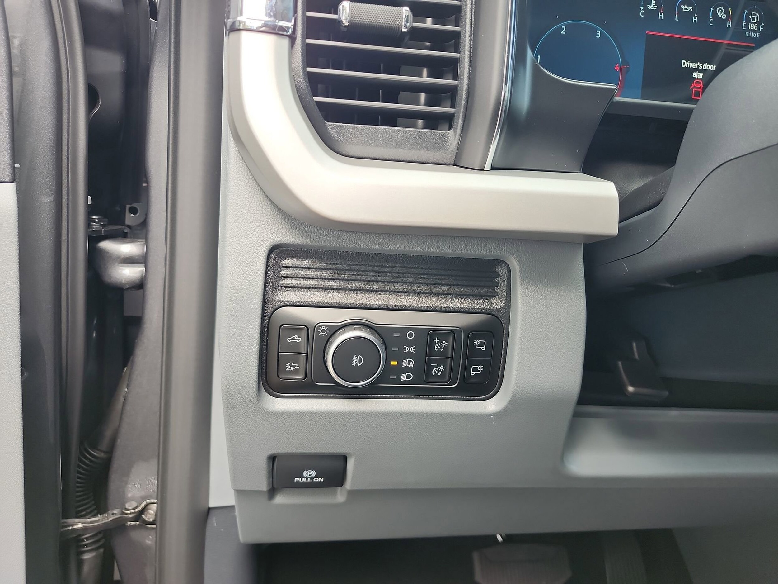 2026 Ford F-250 Super Duty XLT - Photo 21