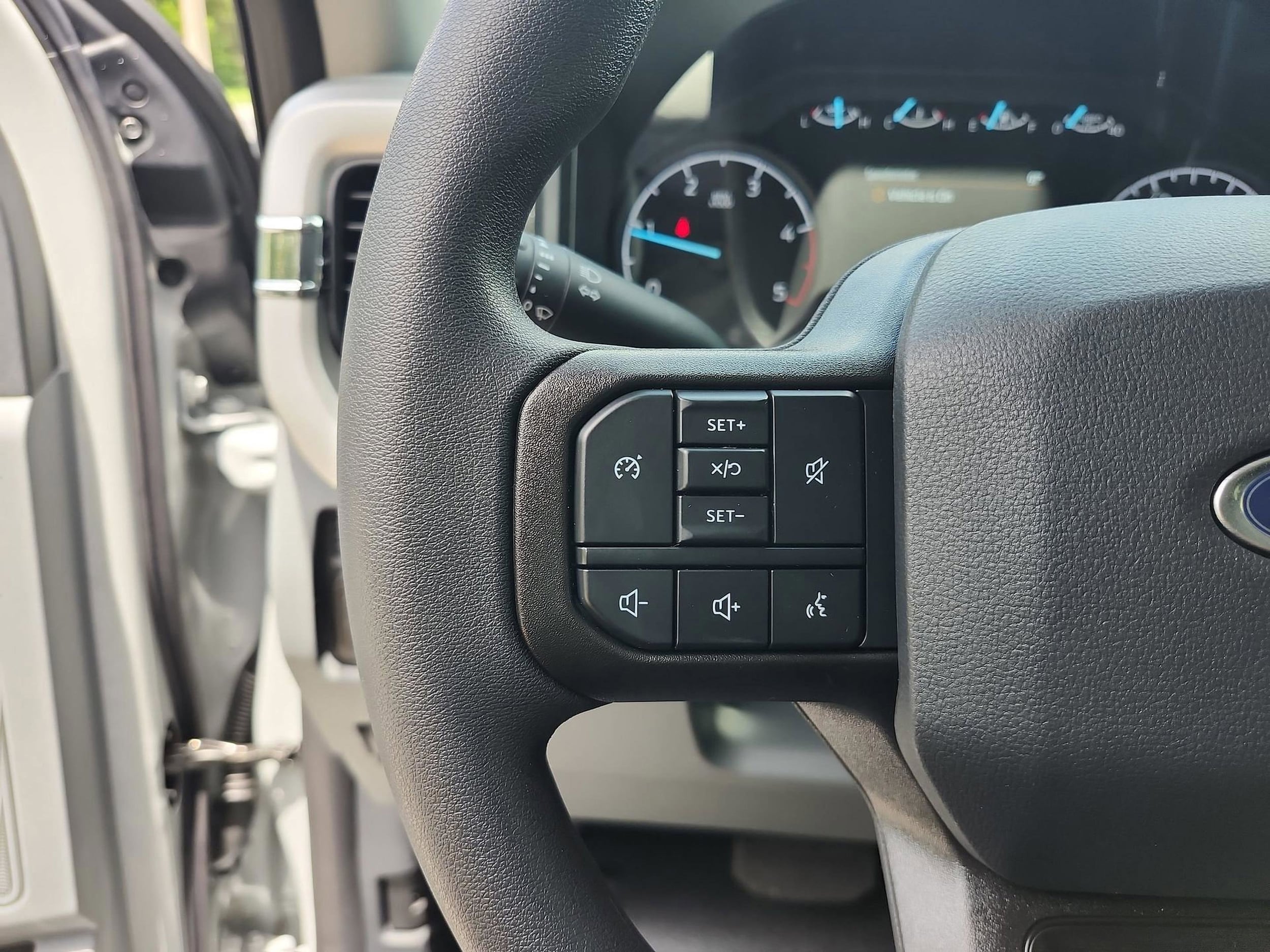 2025 Ford F-250 Super Duty XL - Photo 13
