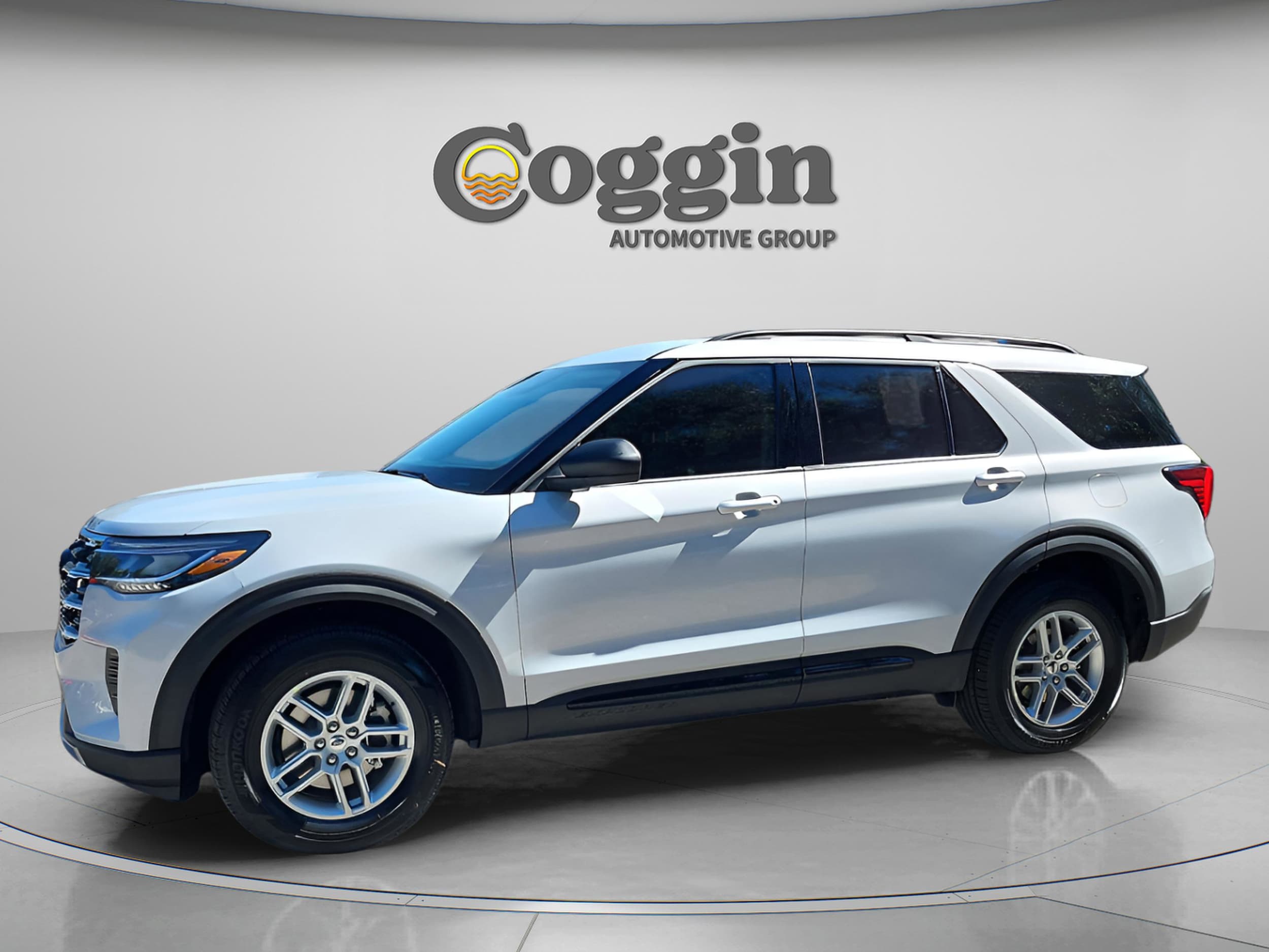 2026 Ford Explorer Active's photo