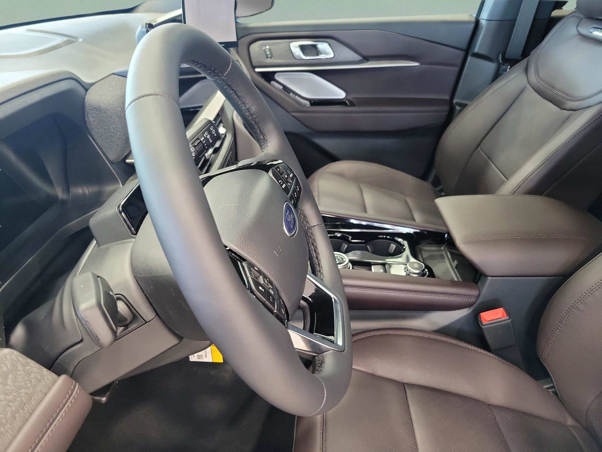 2026 Ford Explorer Platinum - Photo 35