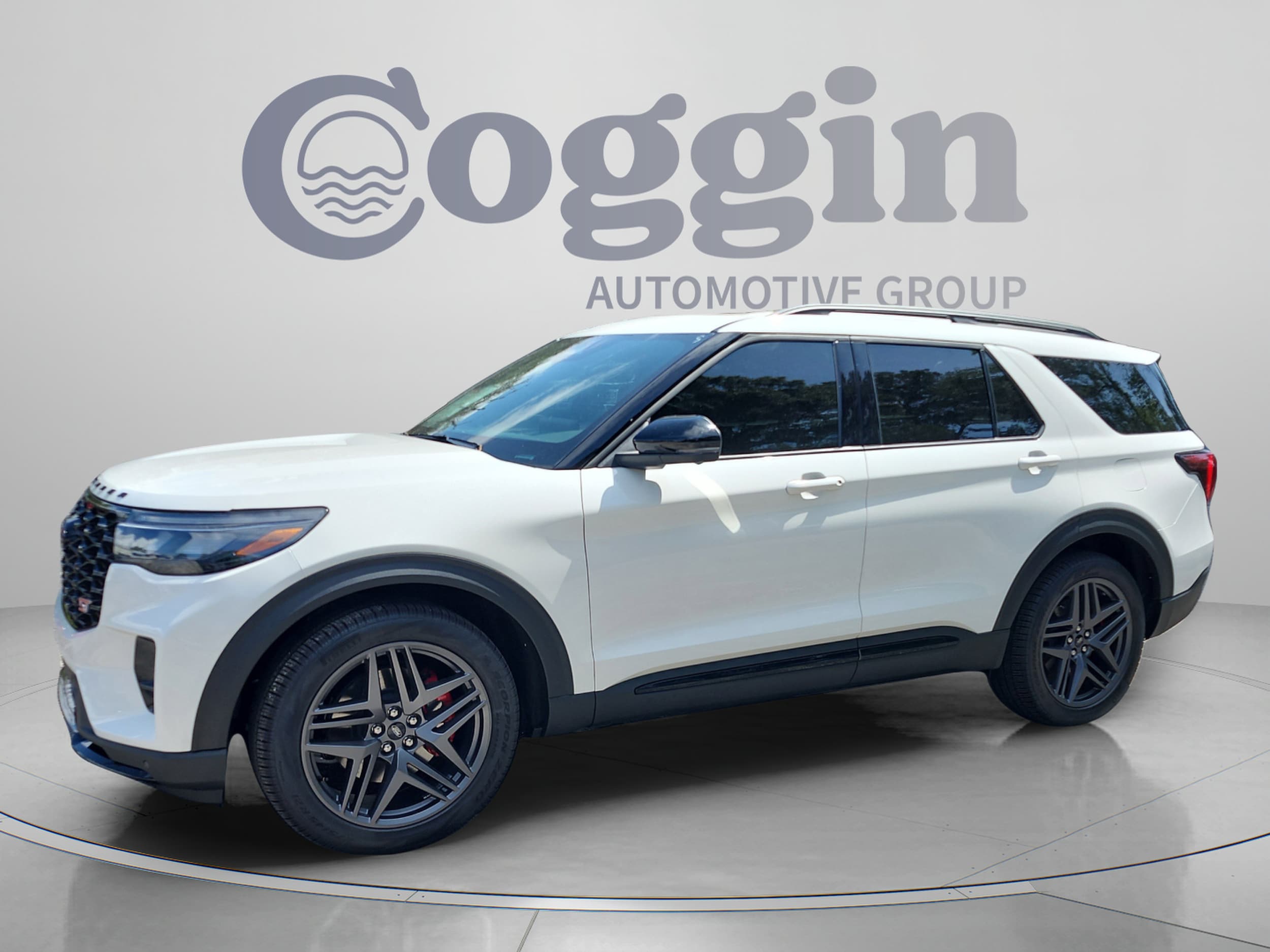 2026 Ford Explorer 4WD 