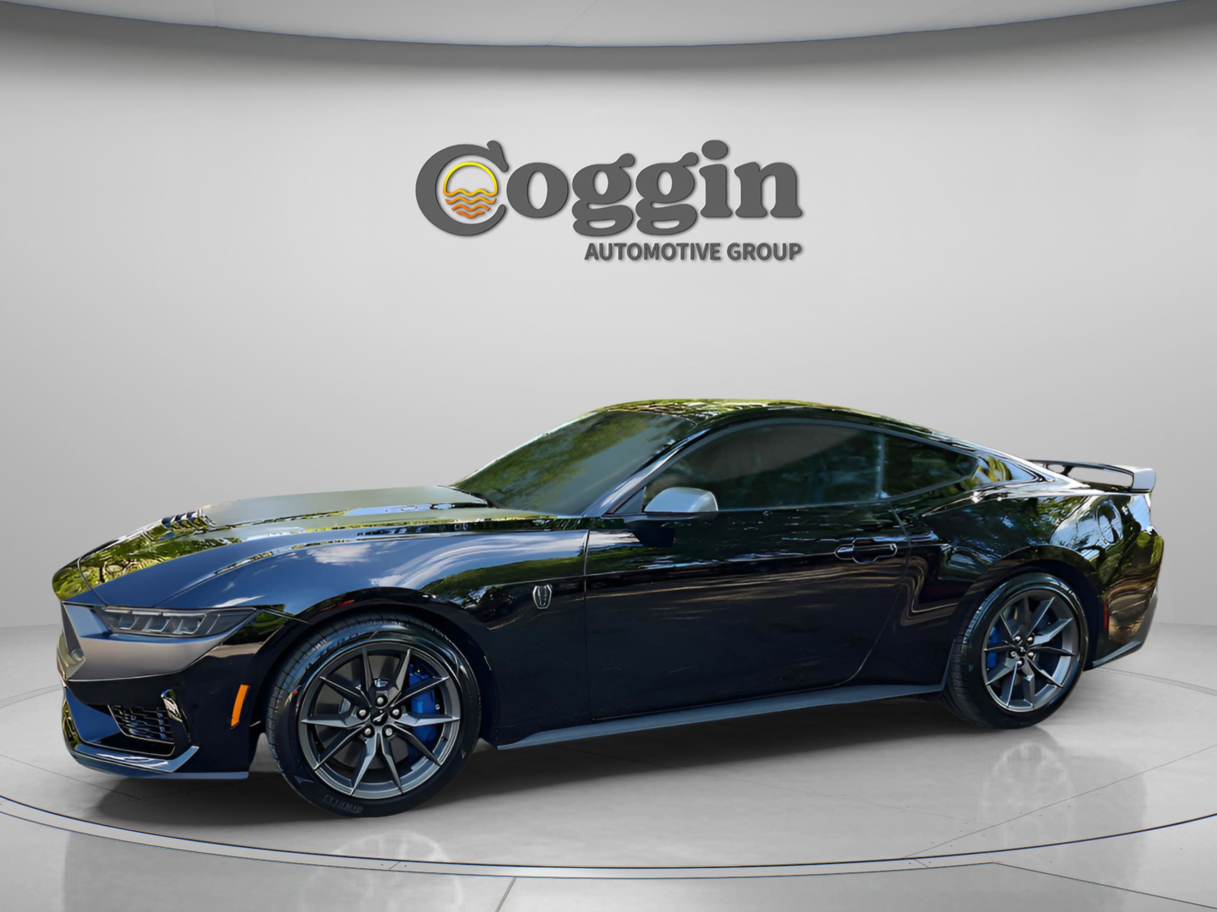 2025 Ford Mustang Dark Horse - Photo 1