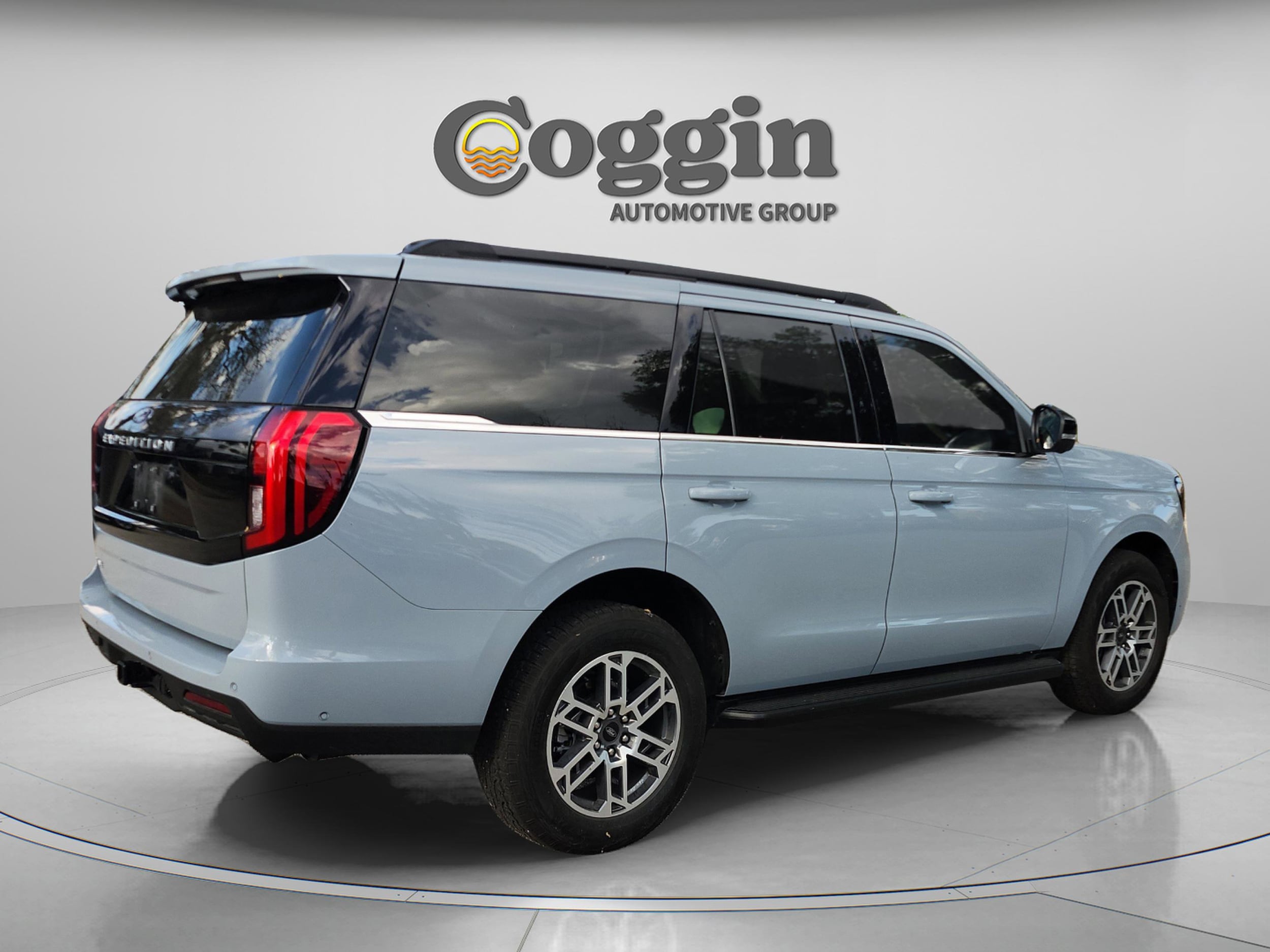 2025 Ford Expedition Active - Photo 6
