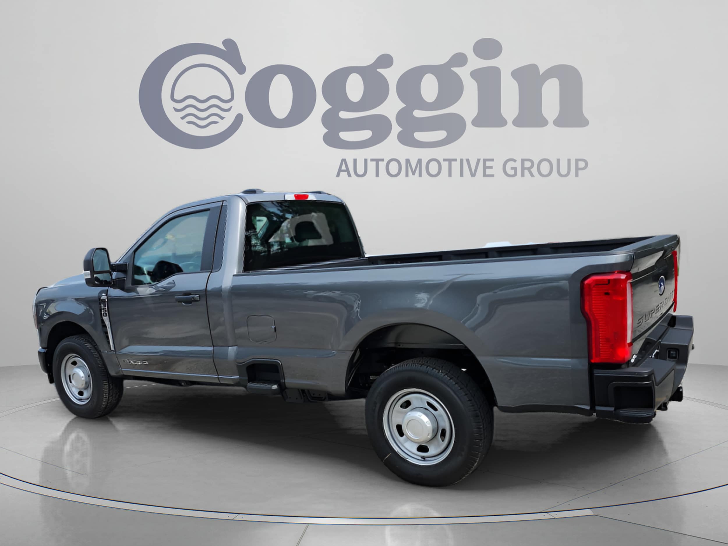 2025 Ford F-350 Super Duty XL - Photo 4