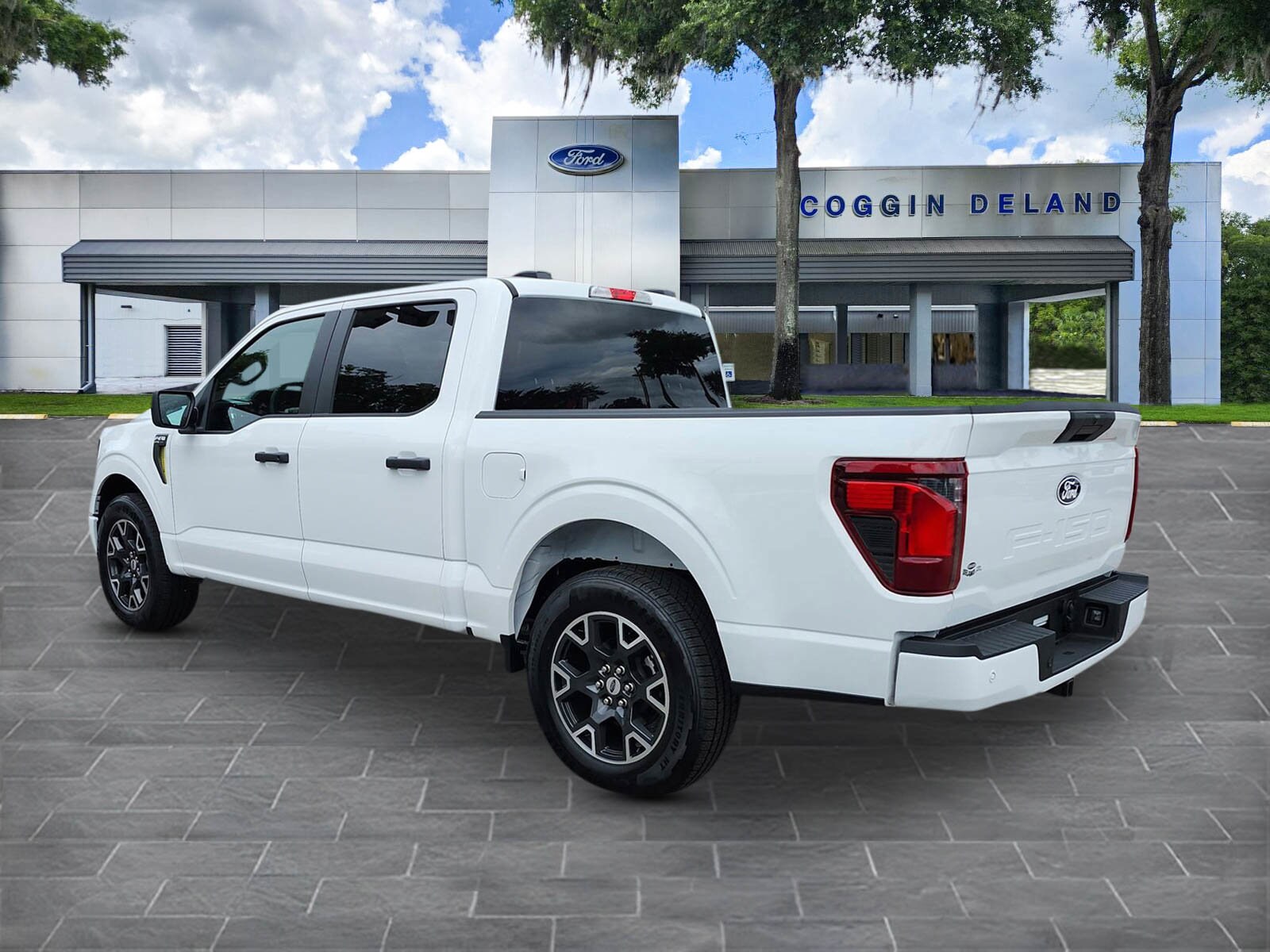 2025 Ford F-150 STX photo 3