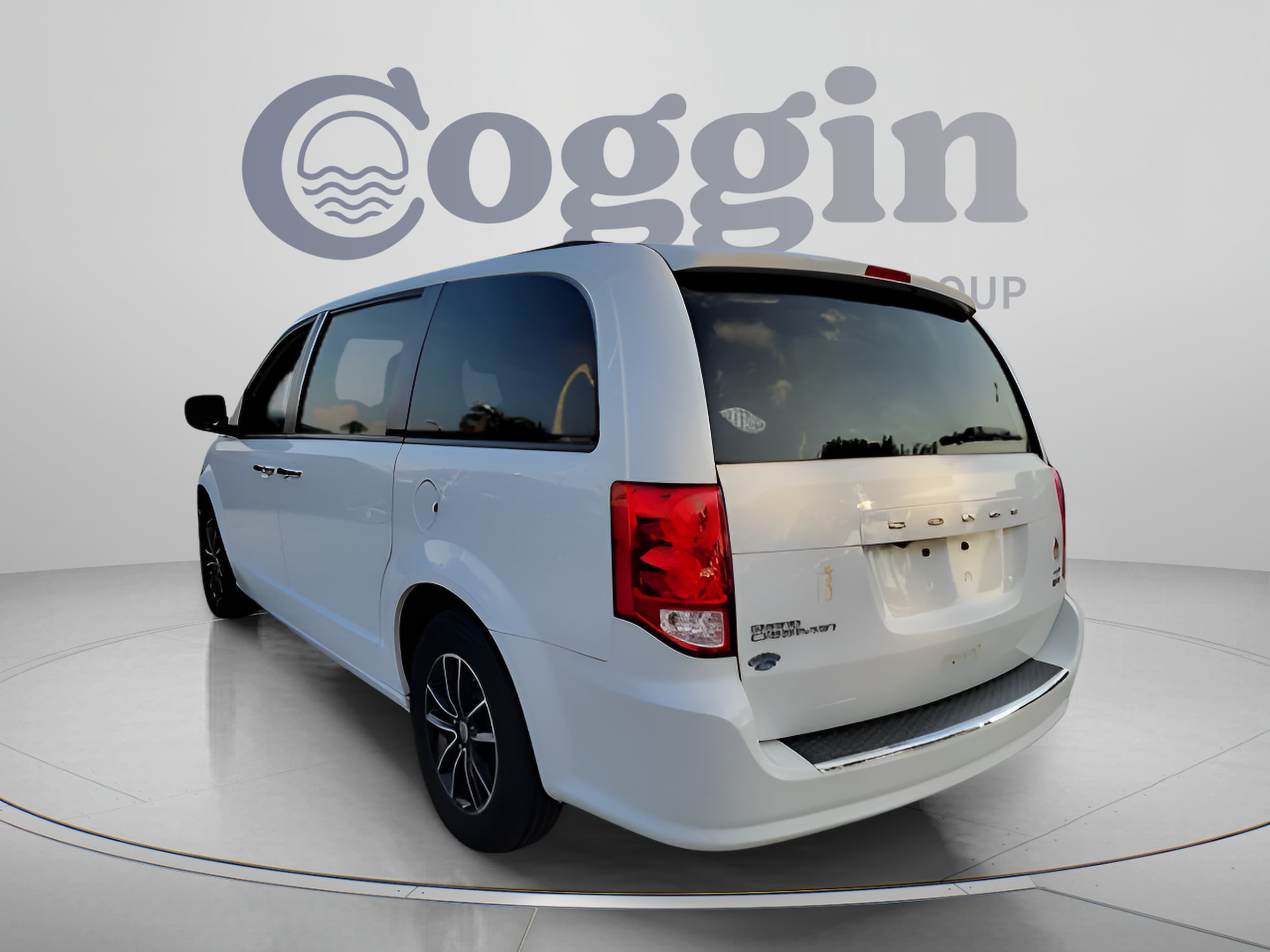 Used 2019 Dodge Grand Caravan GT with VIN 2C4RDGEG6KR509898 for sale in Orange City, FL