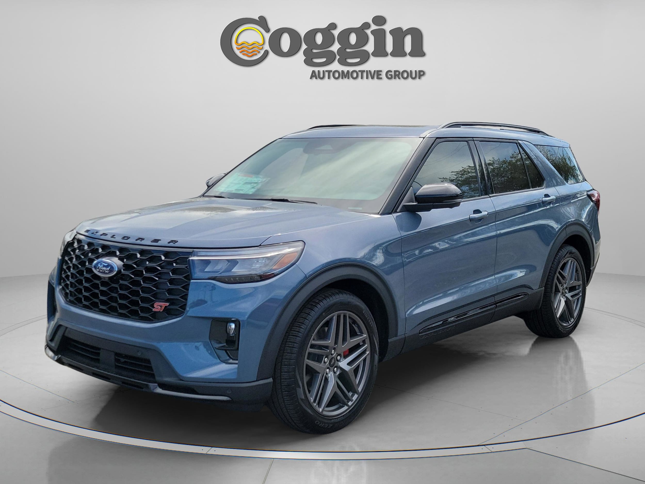 2026 Ford Explorer ST 4WD's photo