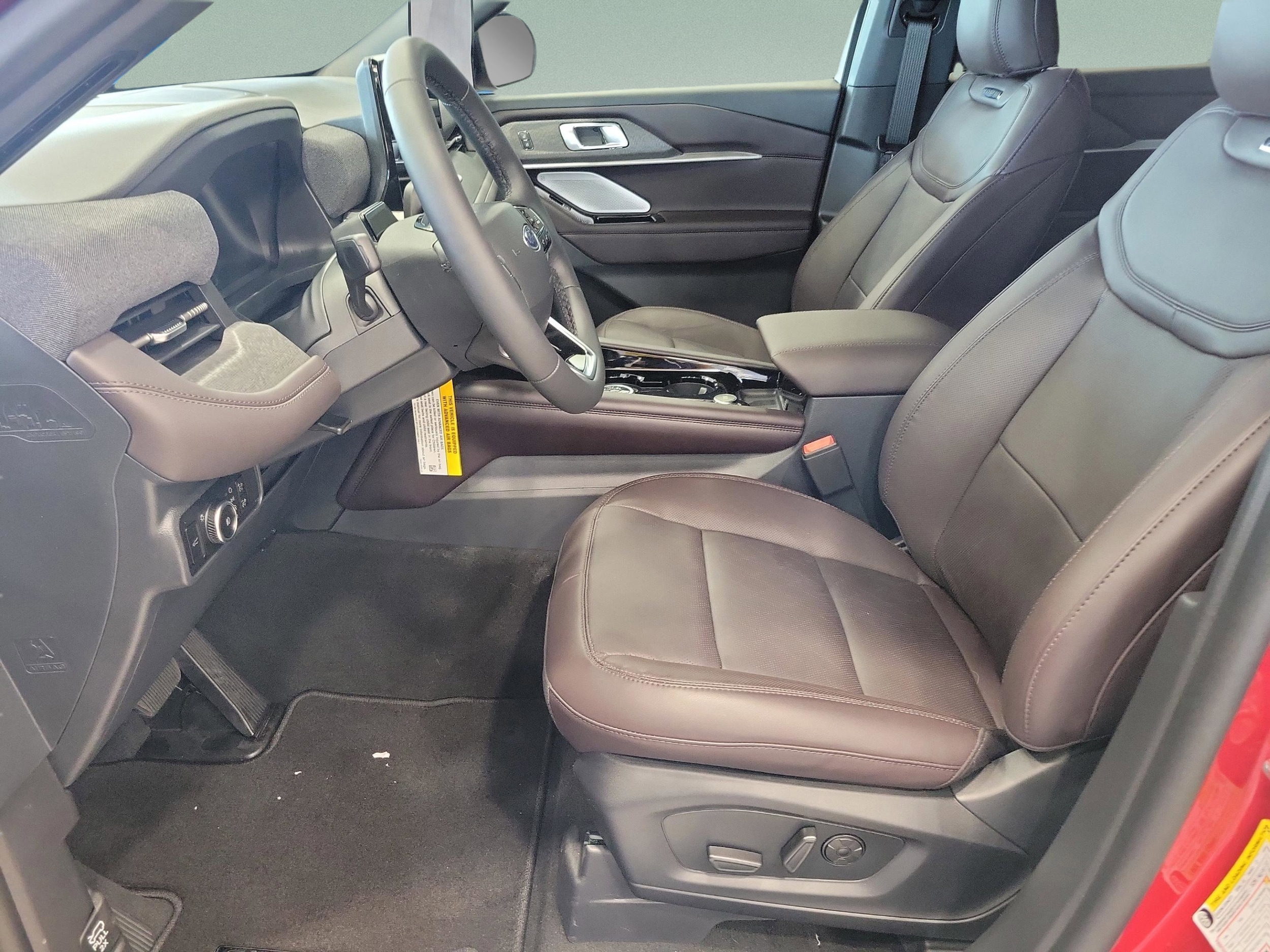 2026 Ford Explorer Platinum - Photo 32