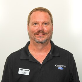 Staff member Steven Chuzas from ID_0198cd4adb51